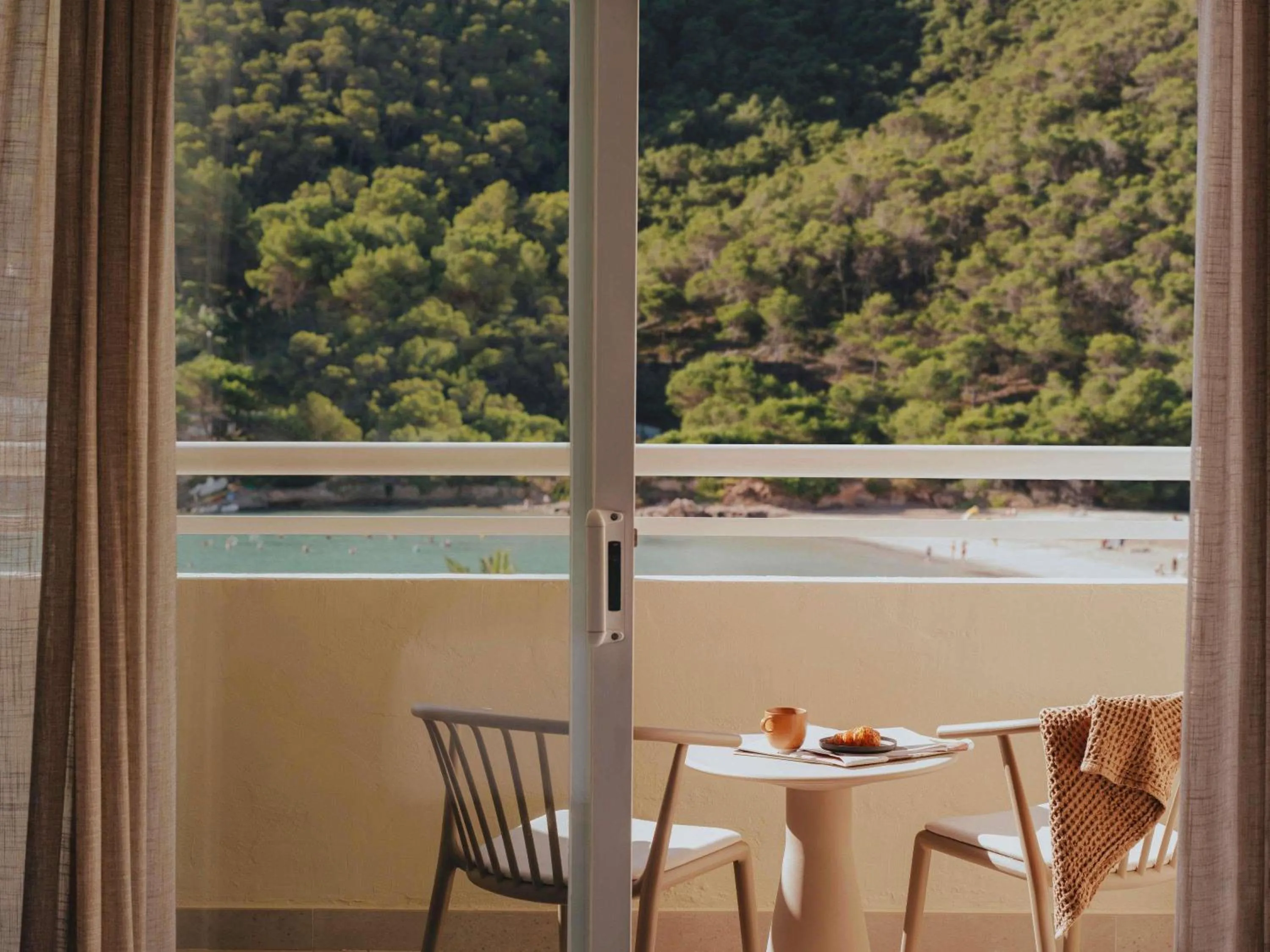 VIP Room with Sea View in Hyde Ibiza