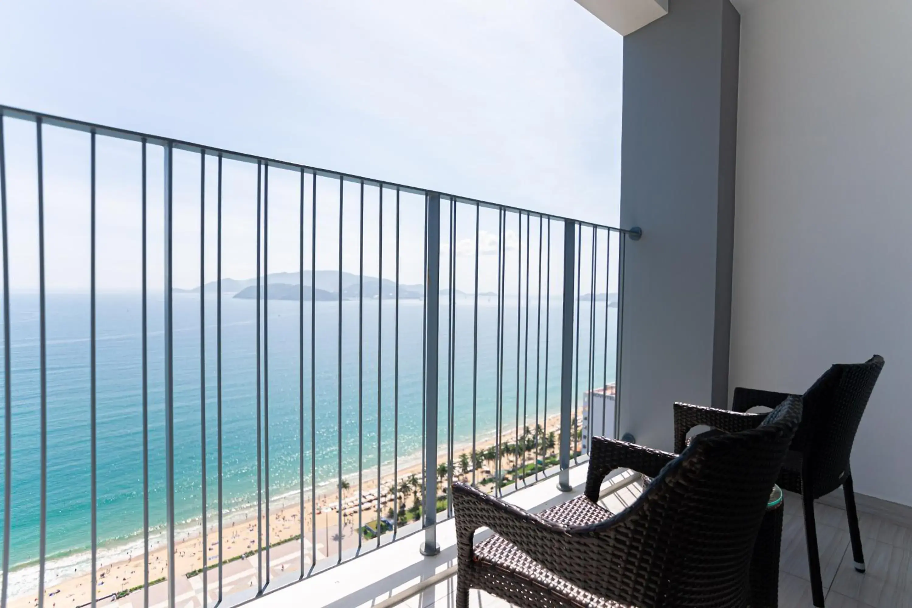 Deluxe Family Suite in PANORAMA Nha Trang by HLG Deluxe Family Suite in PANORAMA Nha Trang by HLG