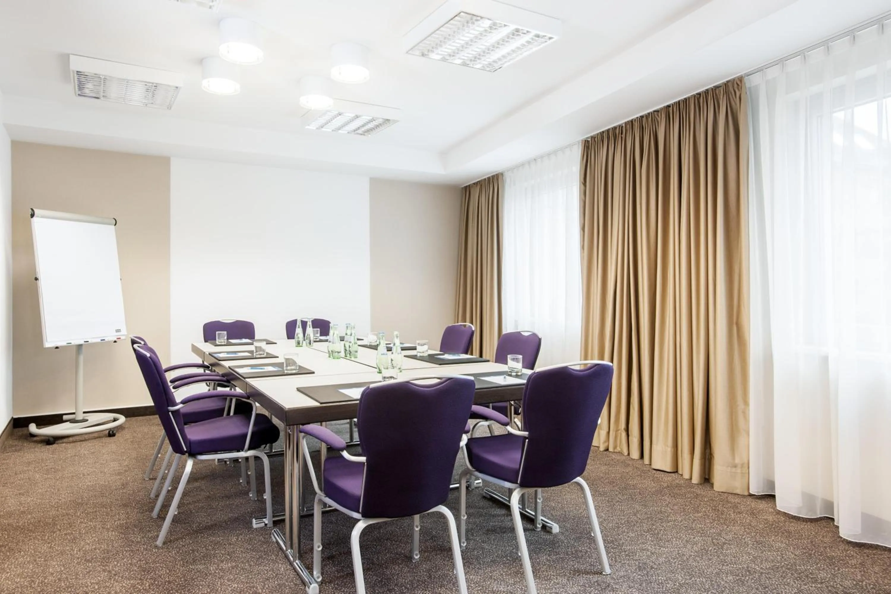 Meeting/conference room in NH Düsseldorf City Nord