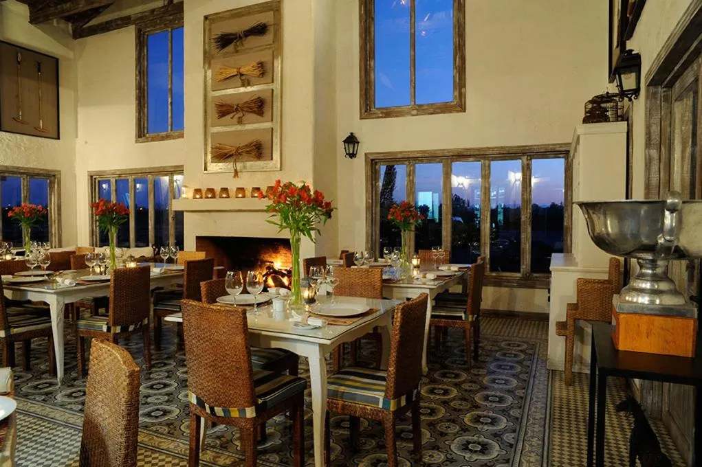 Restaurant/places to eat in Hotel Casa Silva