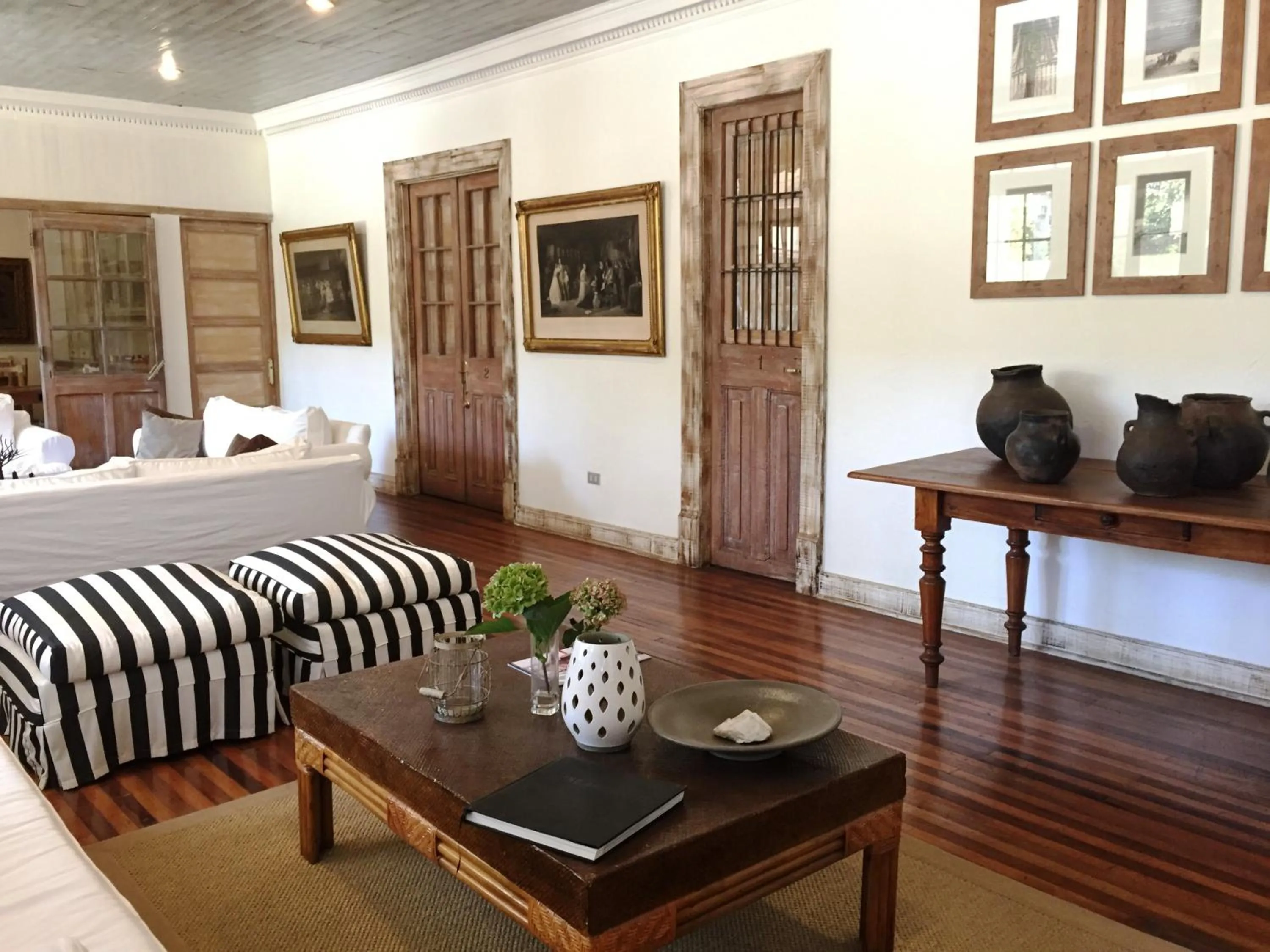 Living room, Bed in Hotel Casa Silva