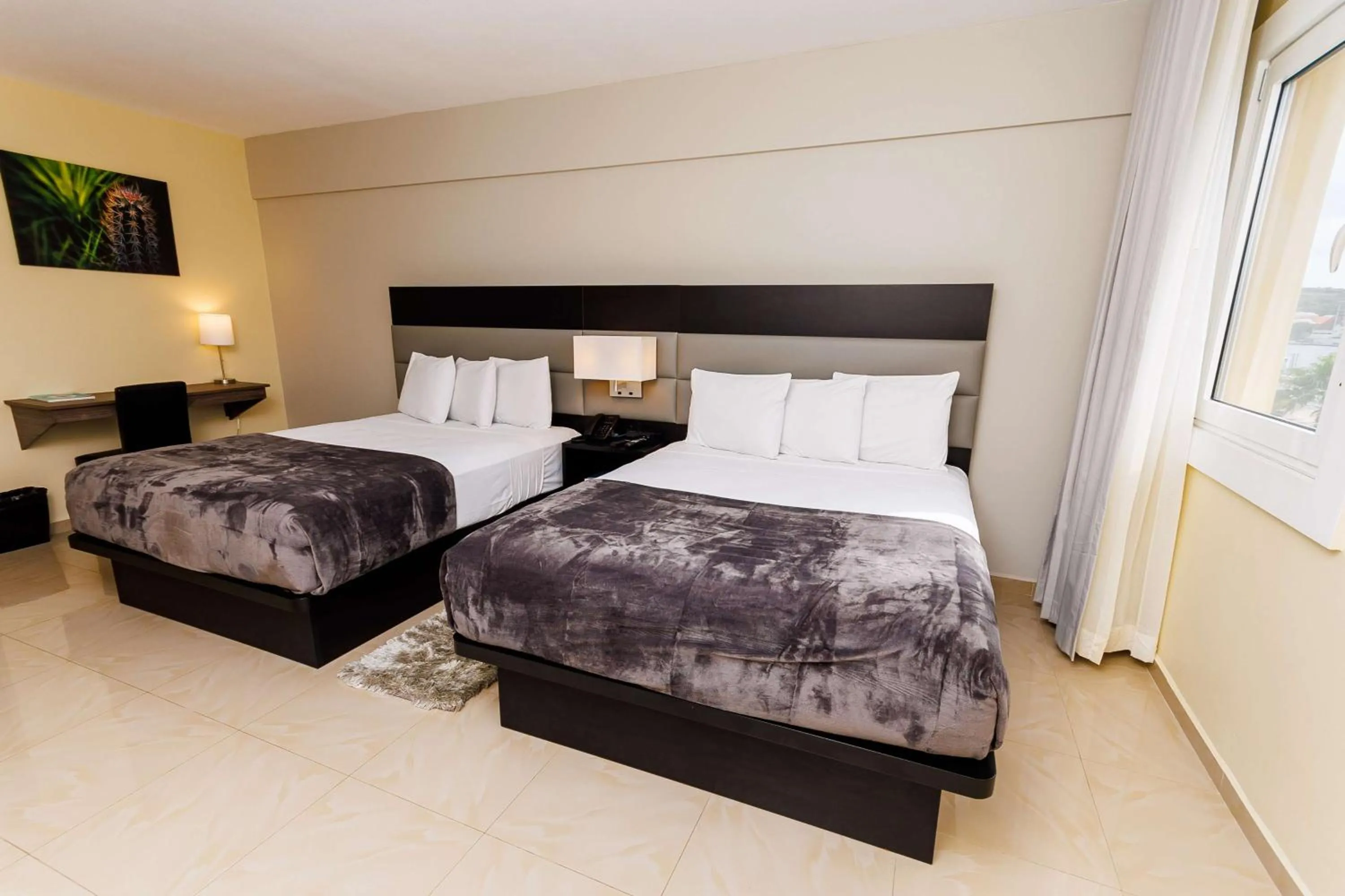 Queen Suite with Two Queen Beds - Non-Smoking in Brion City Hotel BW Signature Collection