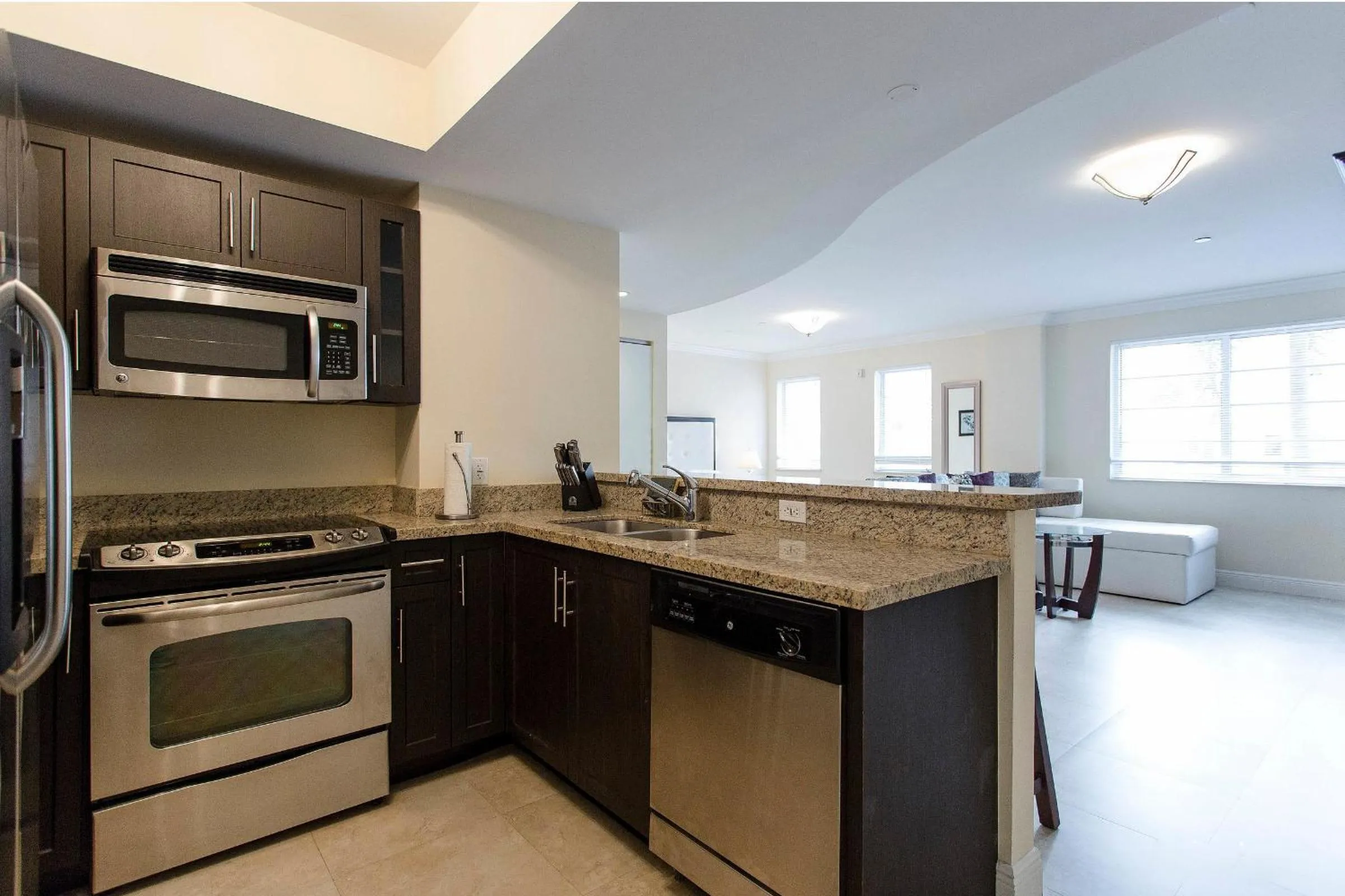 kitchen in Westover Arms Hotel