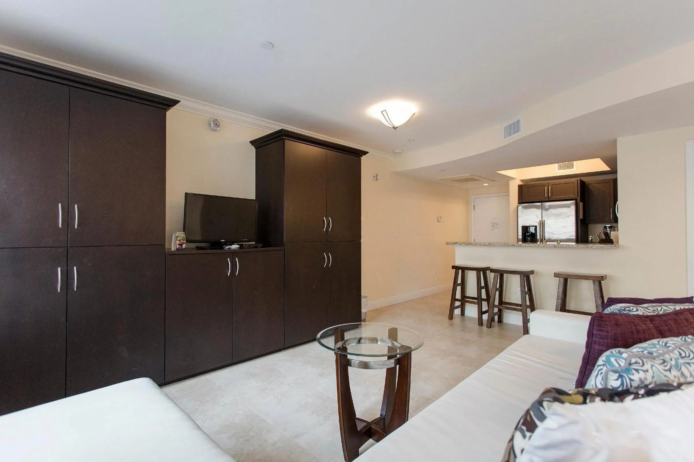 Bed in Westover Arms Hotel