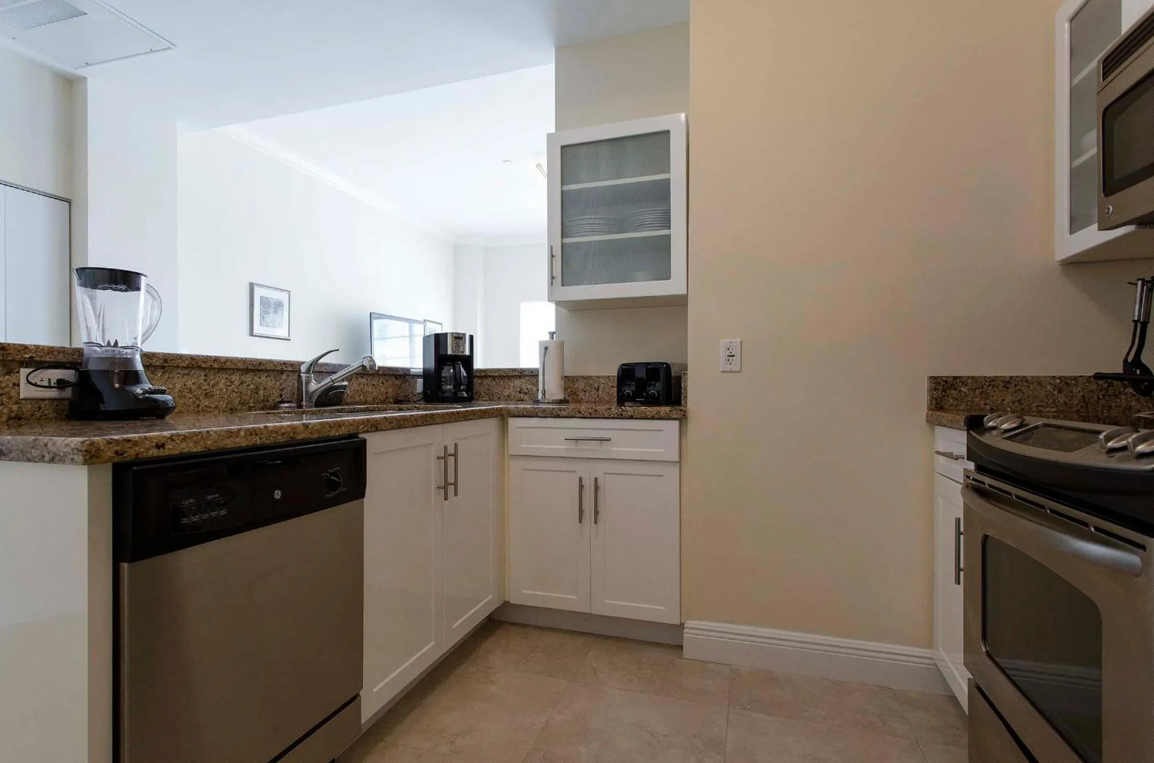 kitchen in Westover Arms Hotel