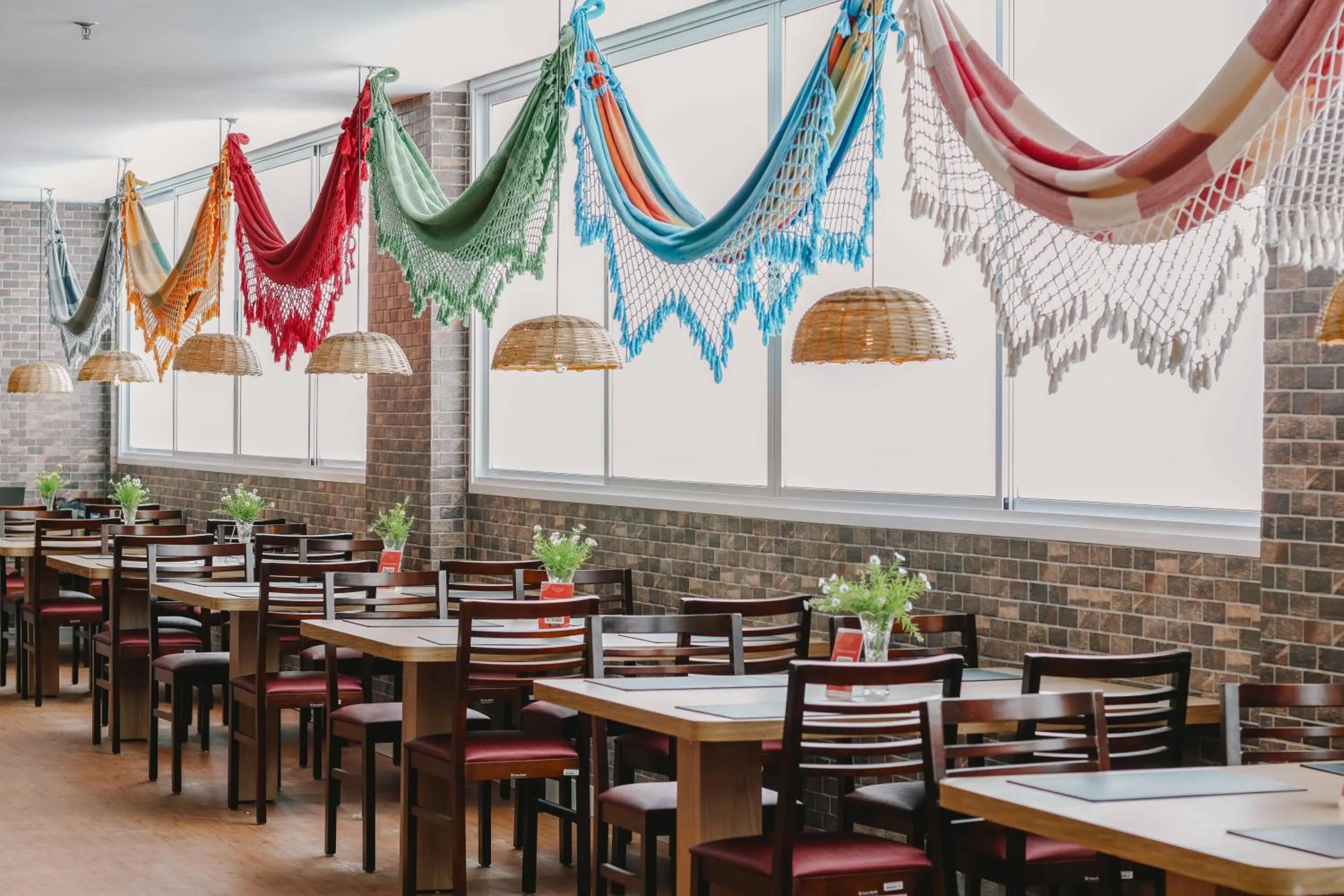 Restaurant/places to eat in Go Inn Goiana by Atlantica Hotels