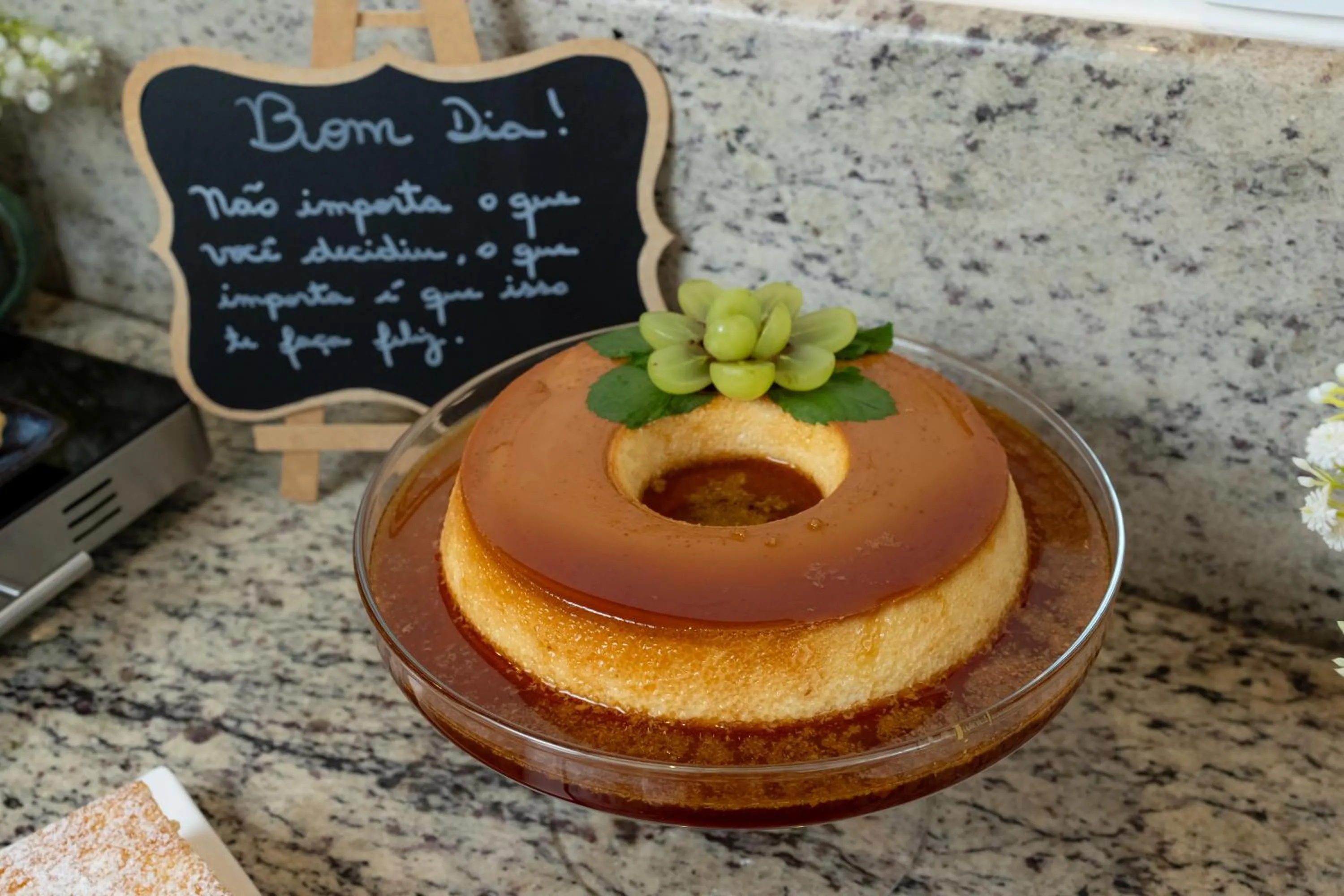 Restaurant/places to eat in Ville Hotel Gramadão