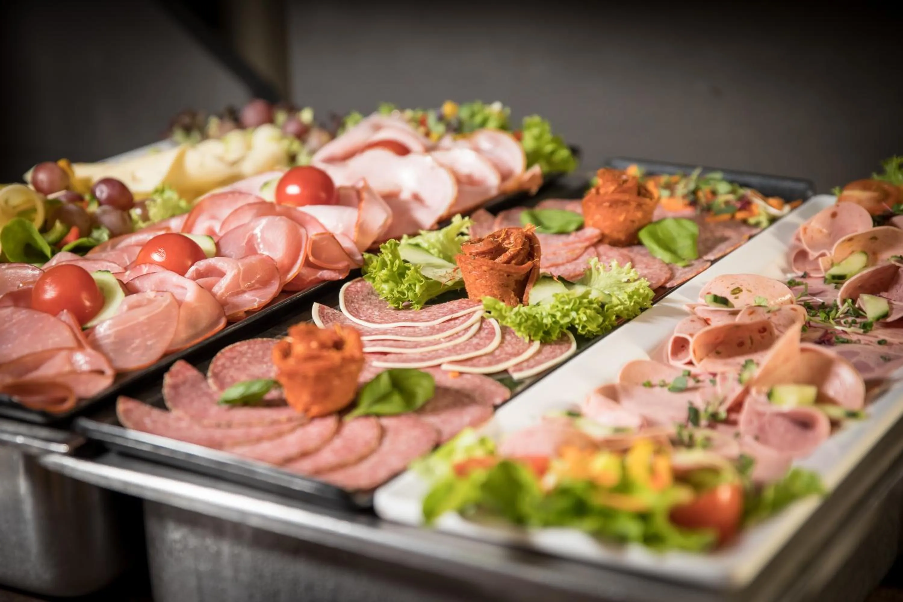 Buffet breakfast in SCOTTY & PAUL Hotel Deggendorf