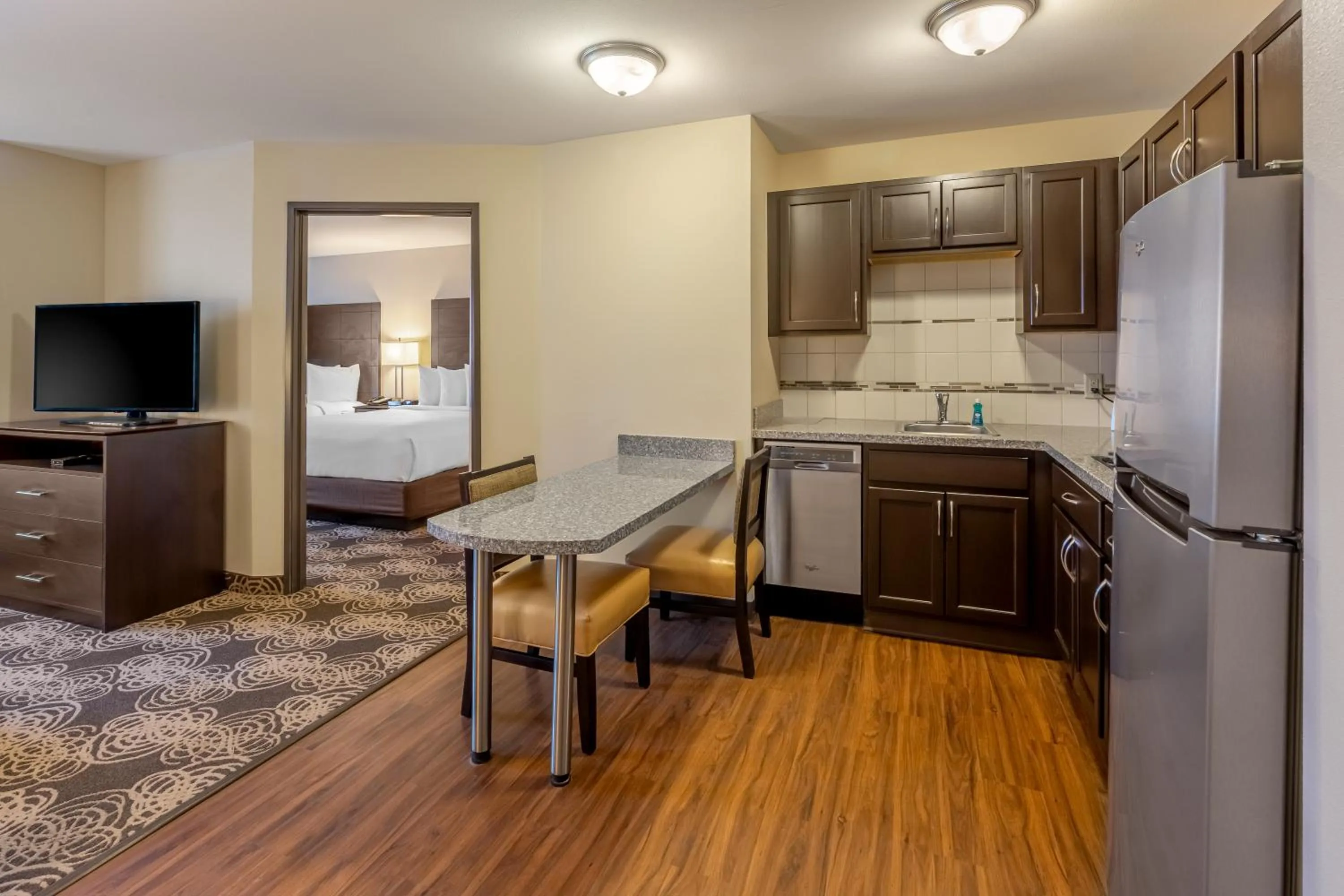 Bed in Landmark Suites - Williston