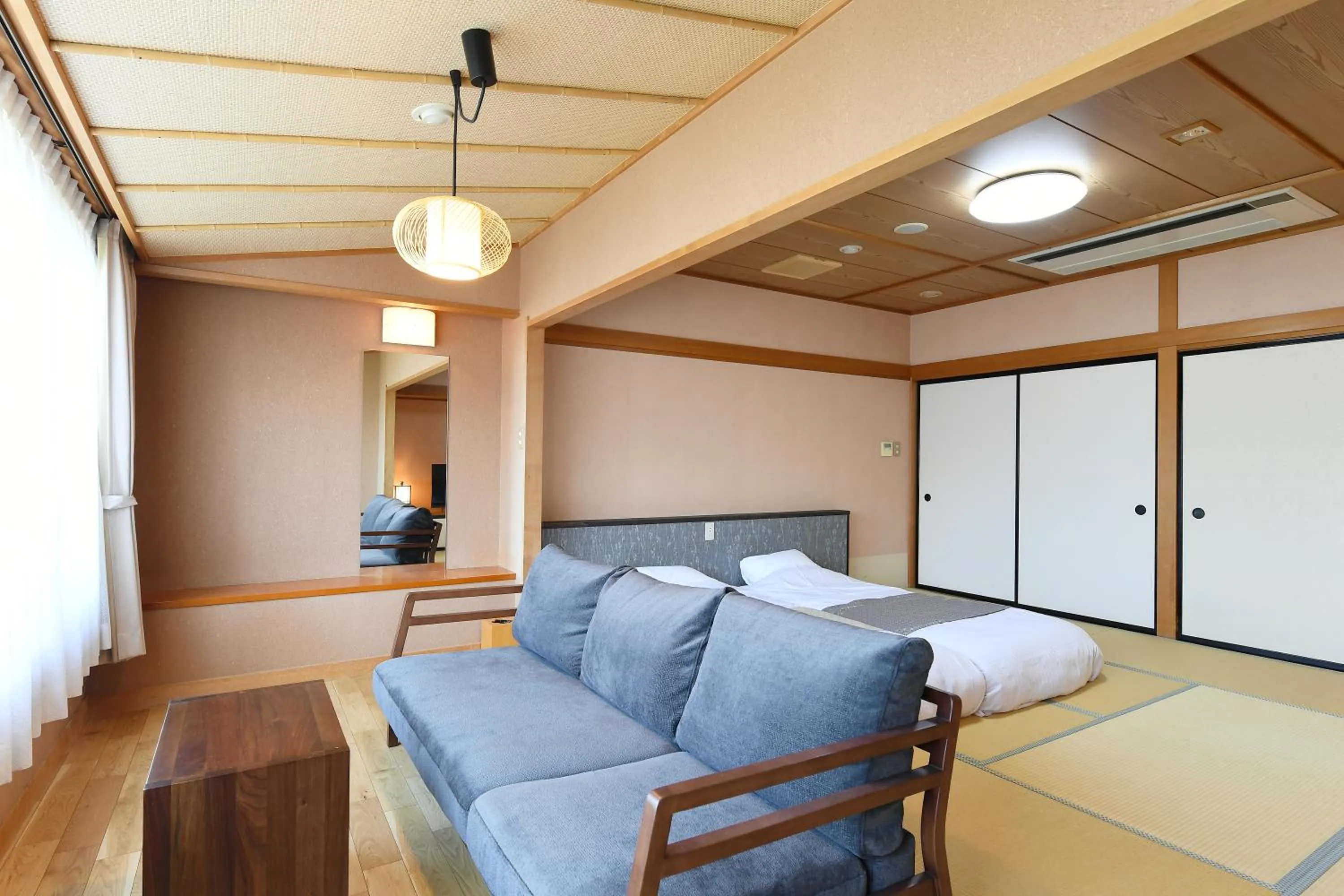 Photo of the whole room in Hanasuishou