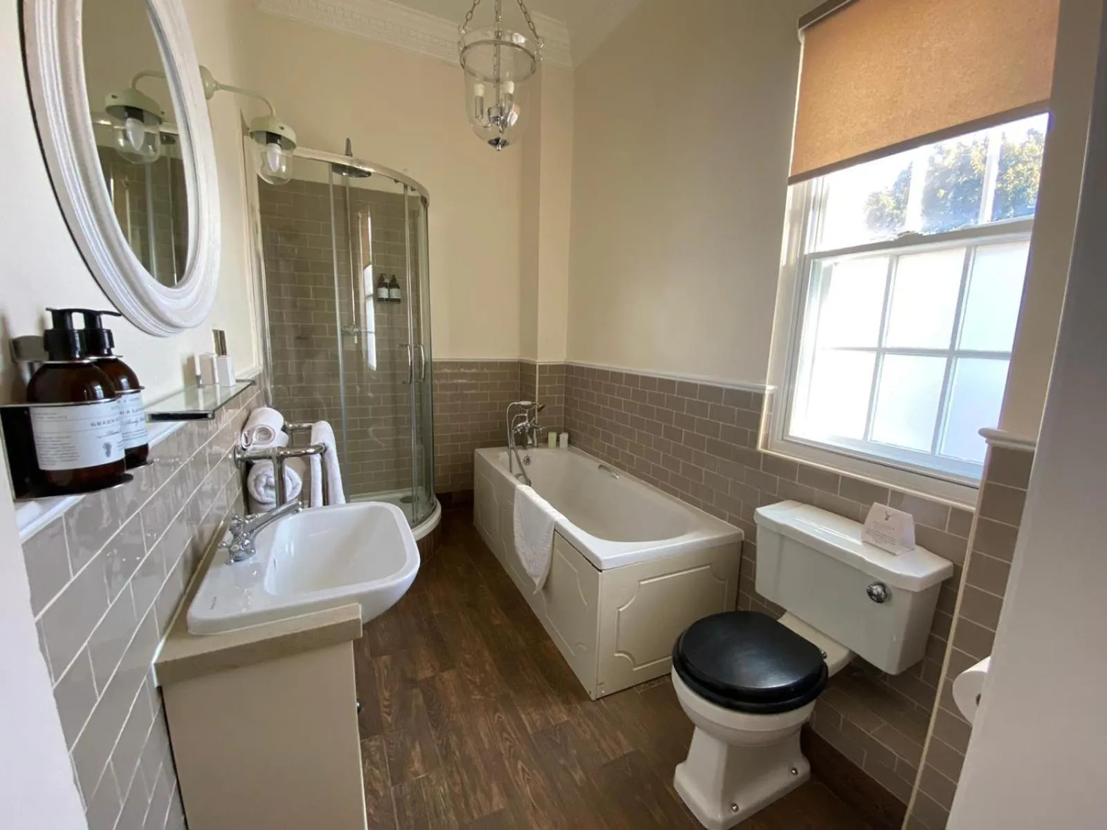 Bathroom in Kedleston Country House B&B