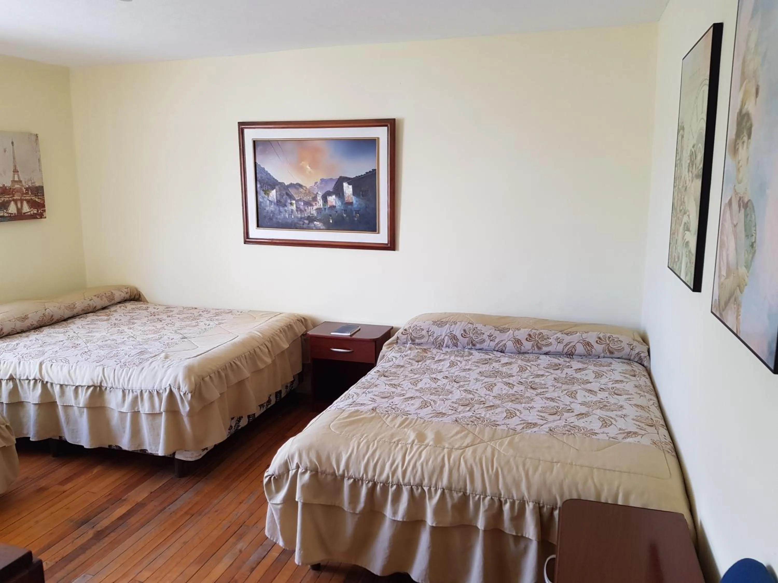 Bed in Petite Maison