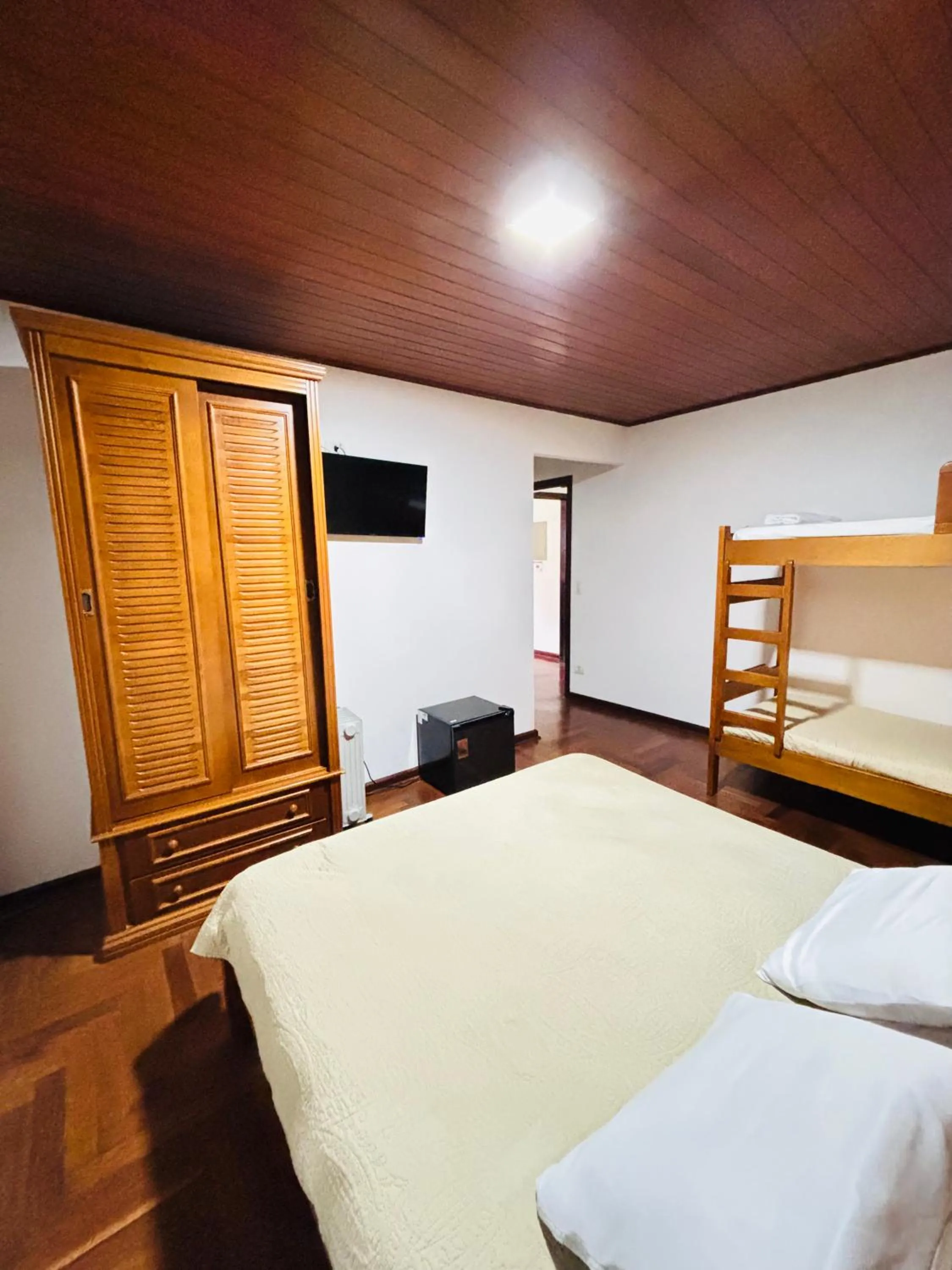 Photo of the whole room, Bed in Pousada Portal da Serra