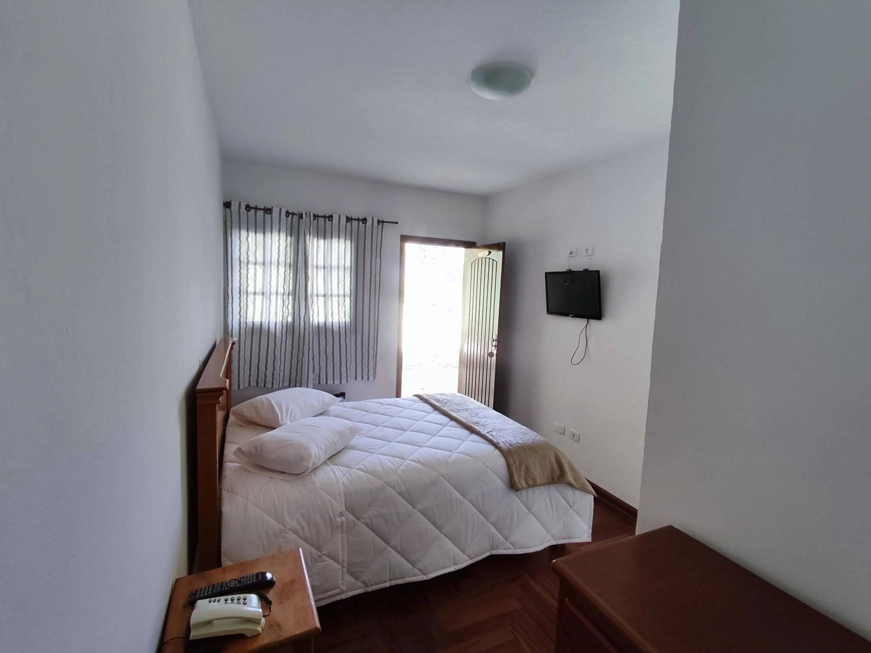 Bedroom, Bed in Pousada Portal da Serra