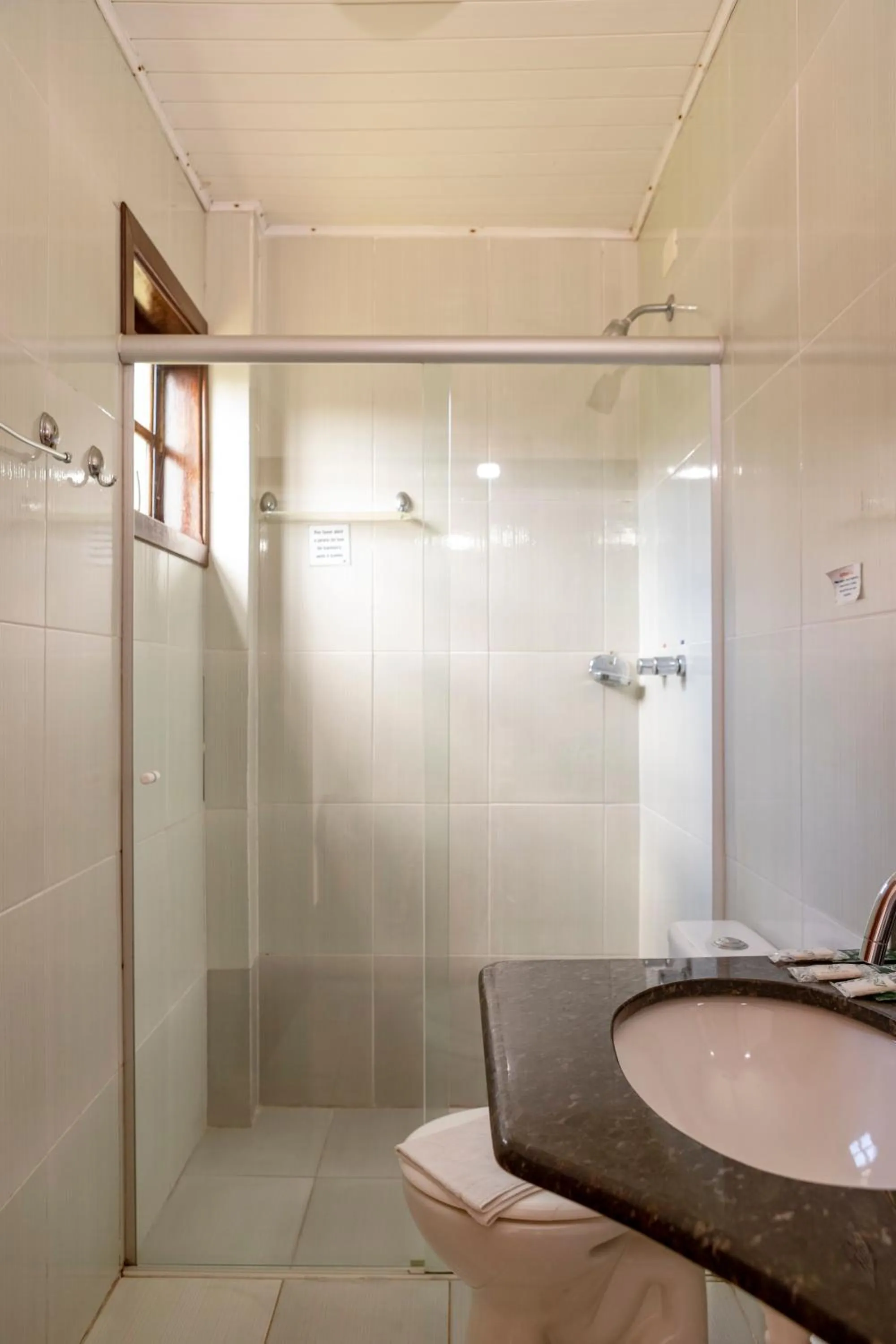 Bathroom in Pousada Portal da Serra