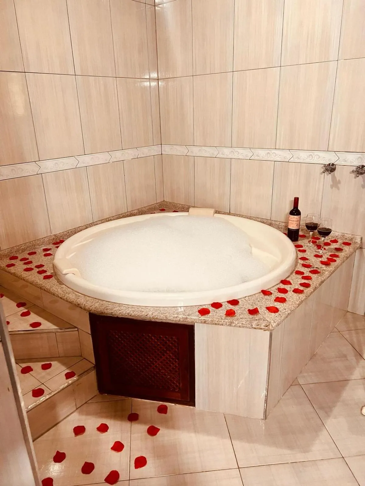 Hot Tub in Pousada Portal da Serra