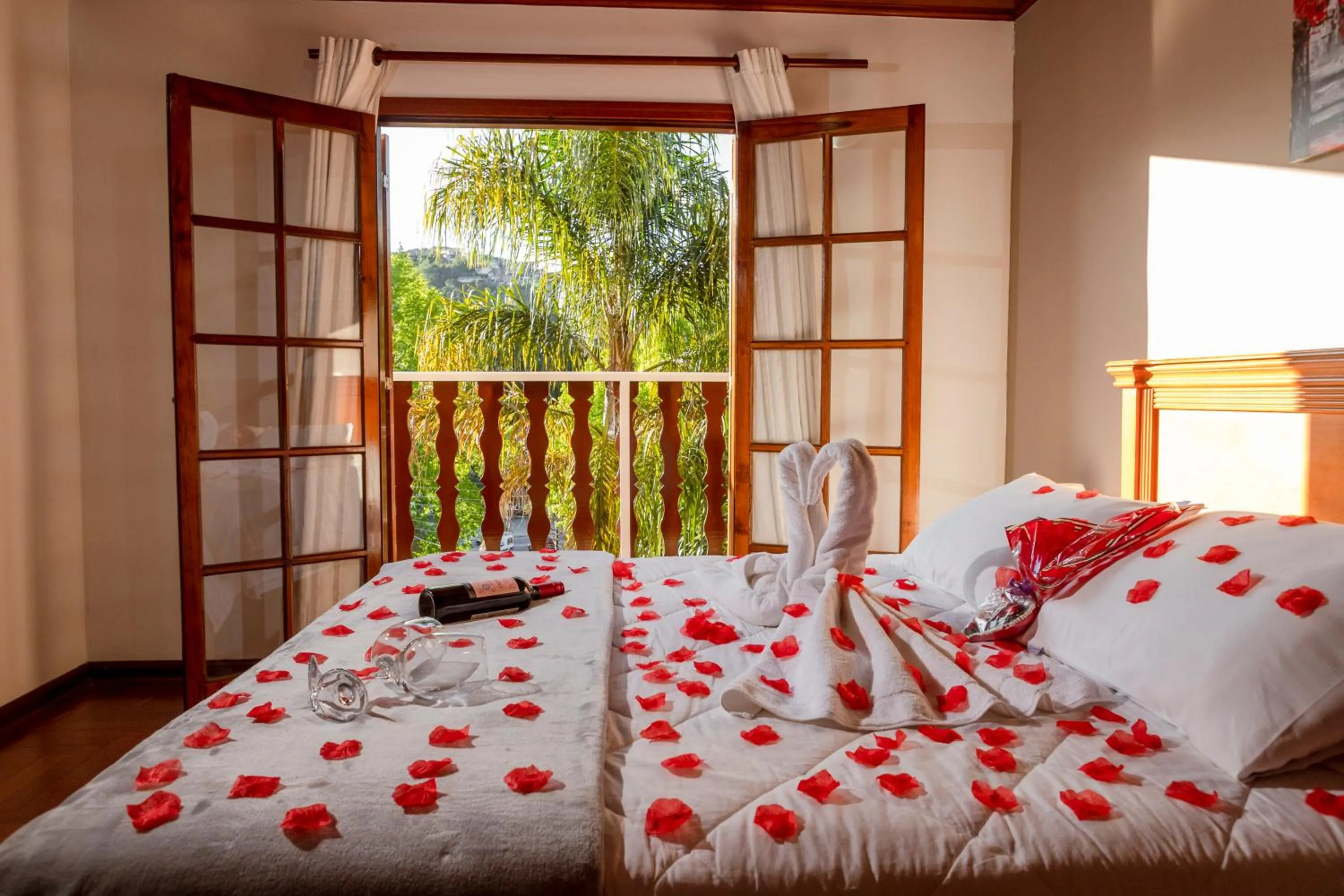 View (from property/room), Bed in Pousada Portal da Serra