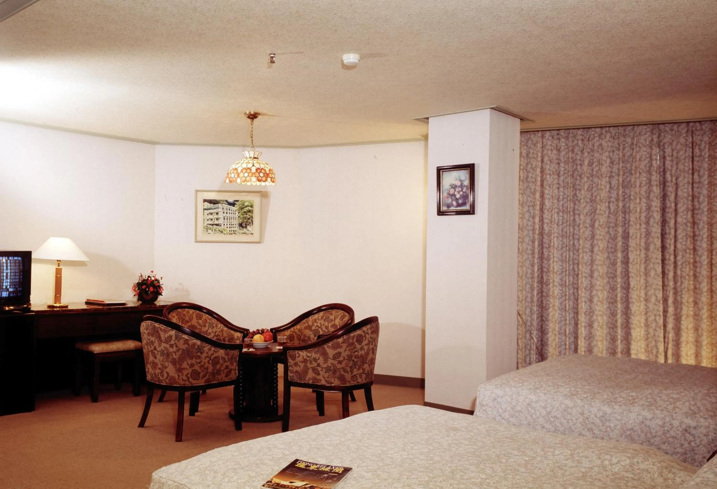 Bed in Honey Moon Hotel