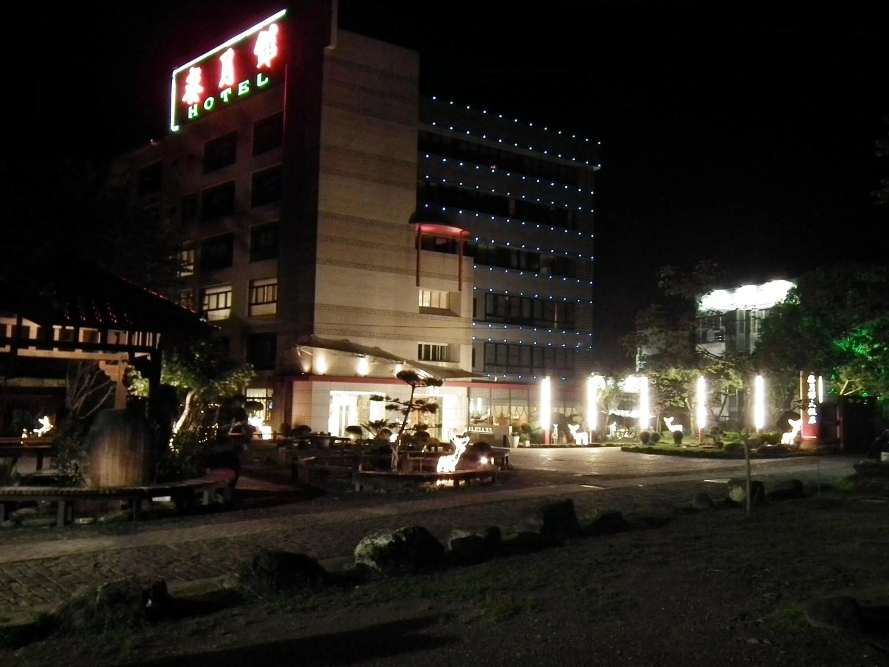 Property building in Honey Moon Hotel