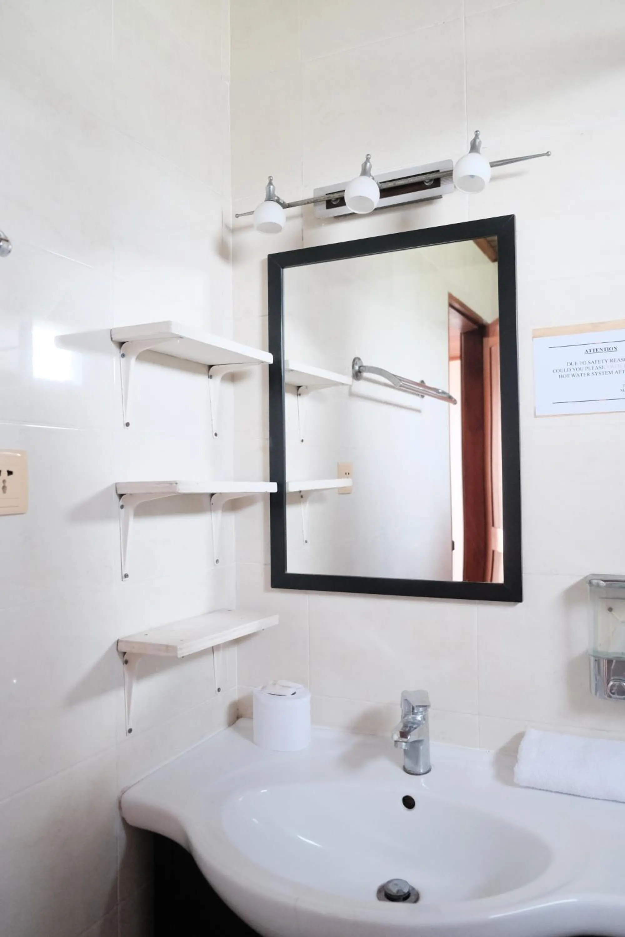 Bathroom in Arbiru Beach Resort