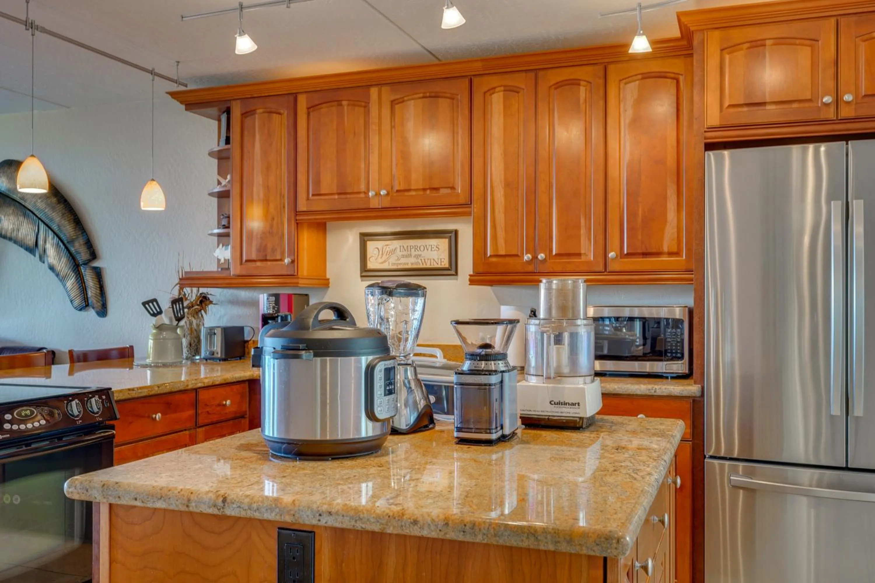 Kona Pacific Top Floor Retreat Ocean View and Pool!