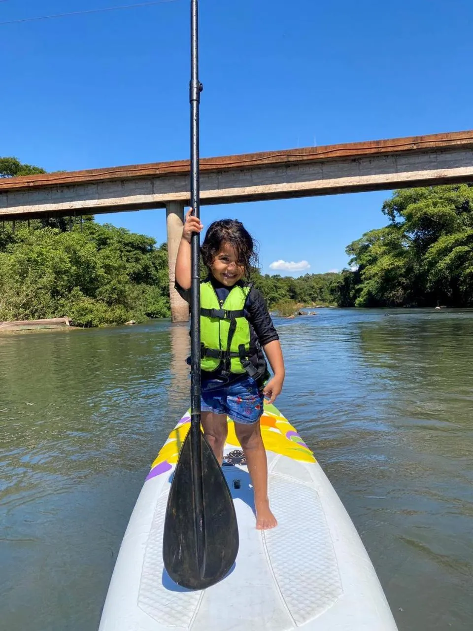 children in Pousada do Nondas
