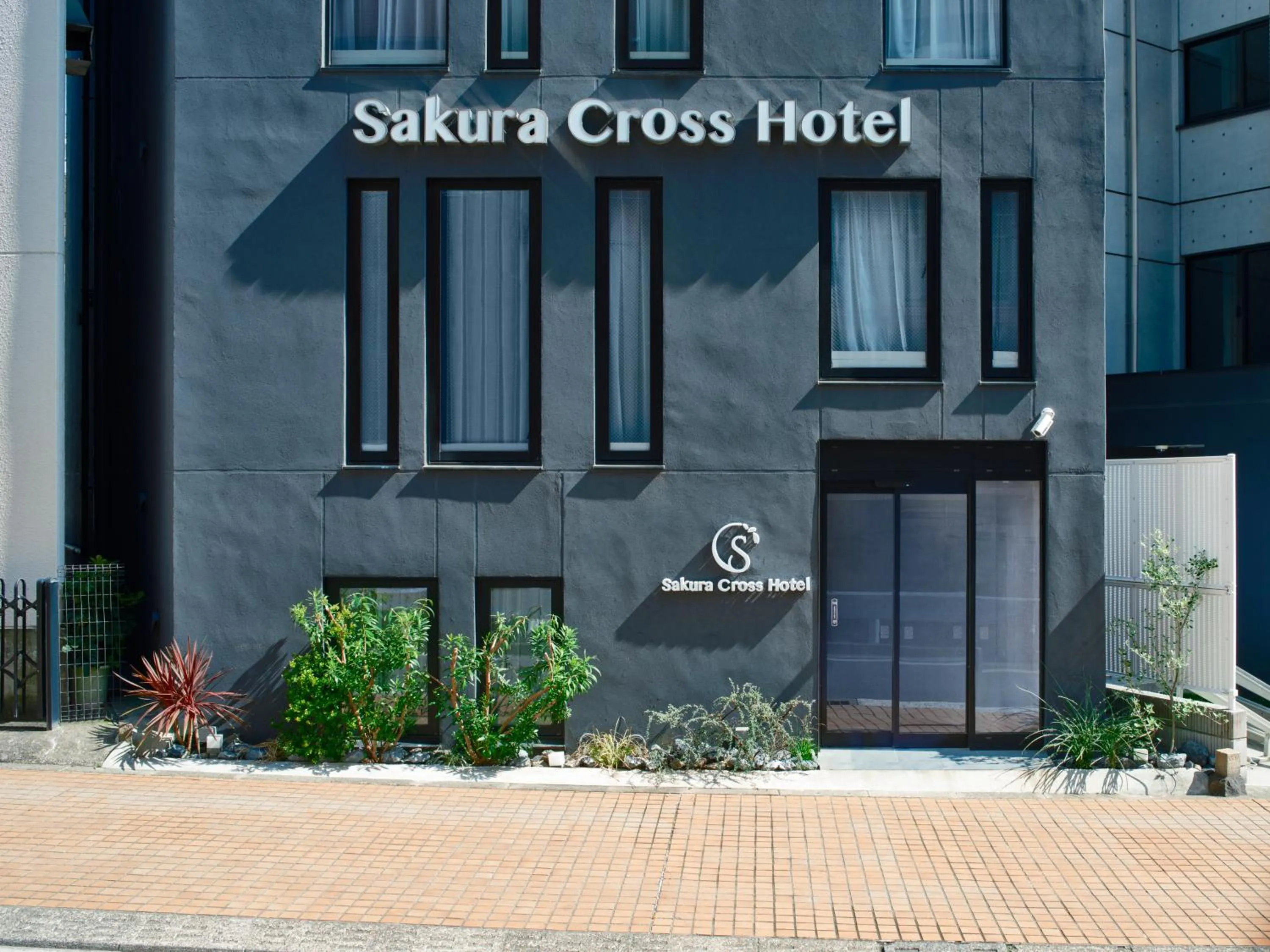 Property building in Sakura Cross Hotel Shinjuku East Annex