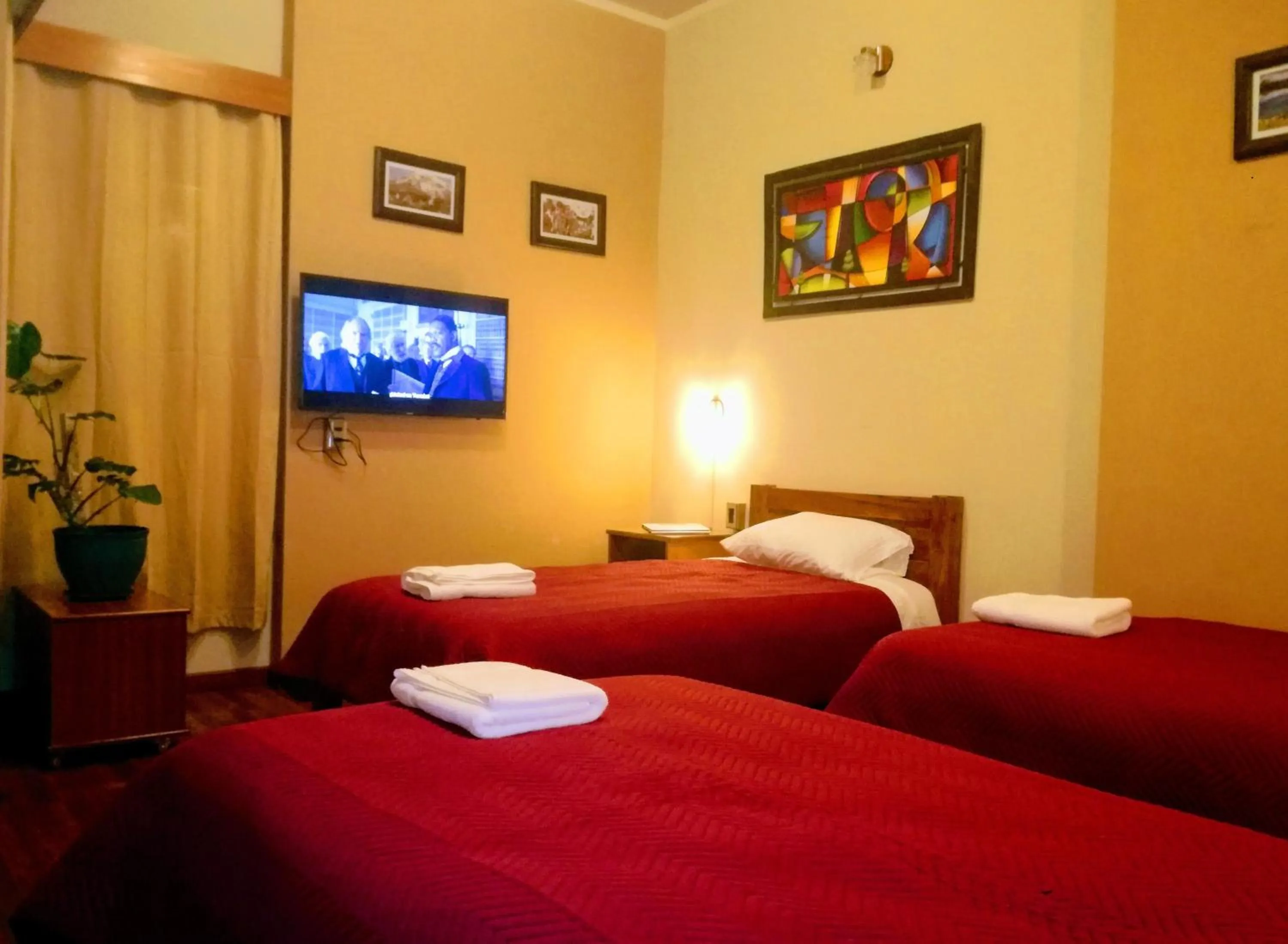 Bed in Hostal Cagnapa Restobar