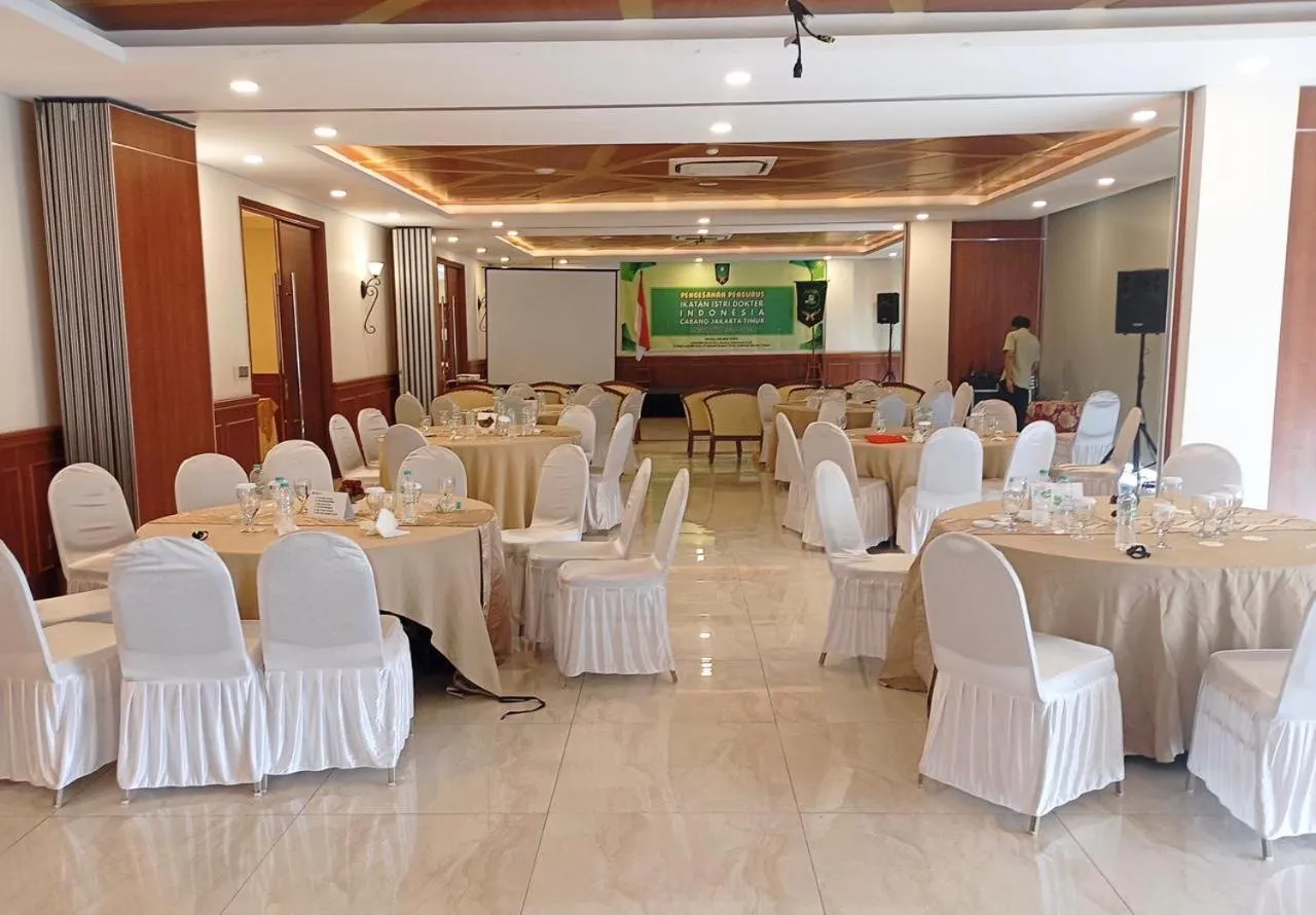 Luxury Inn Arion Hotel