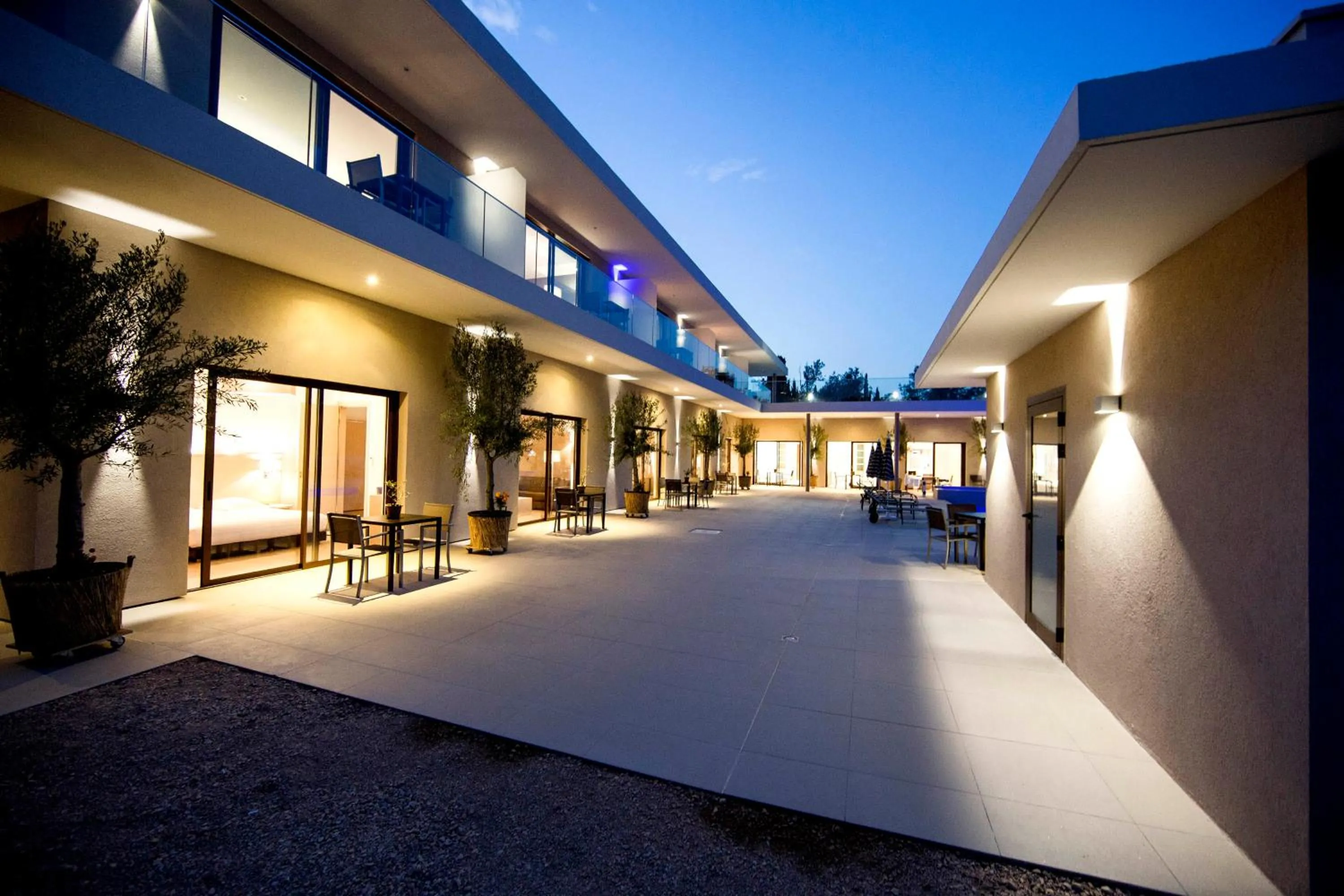 Patio in Seventeen Hotel