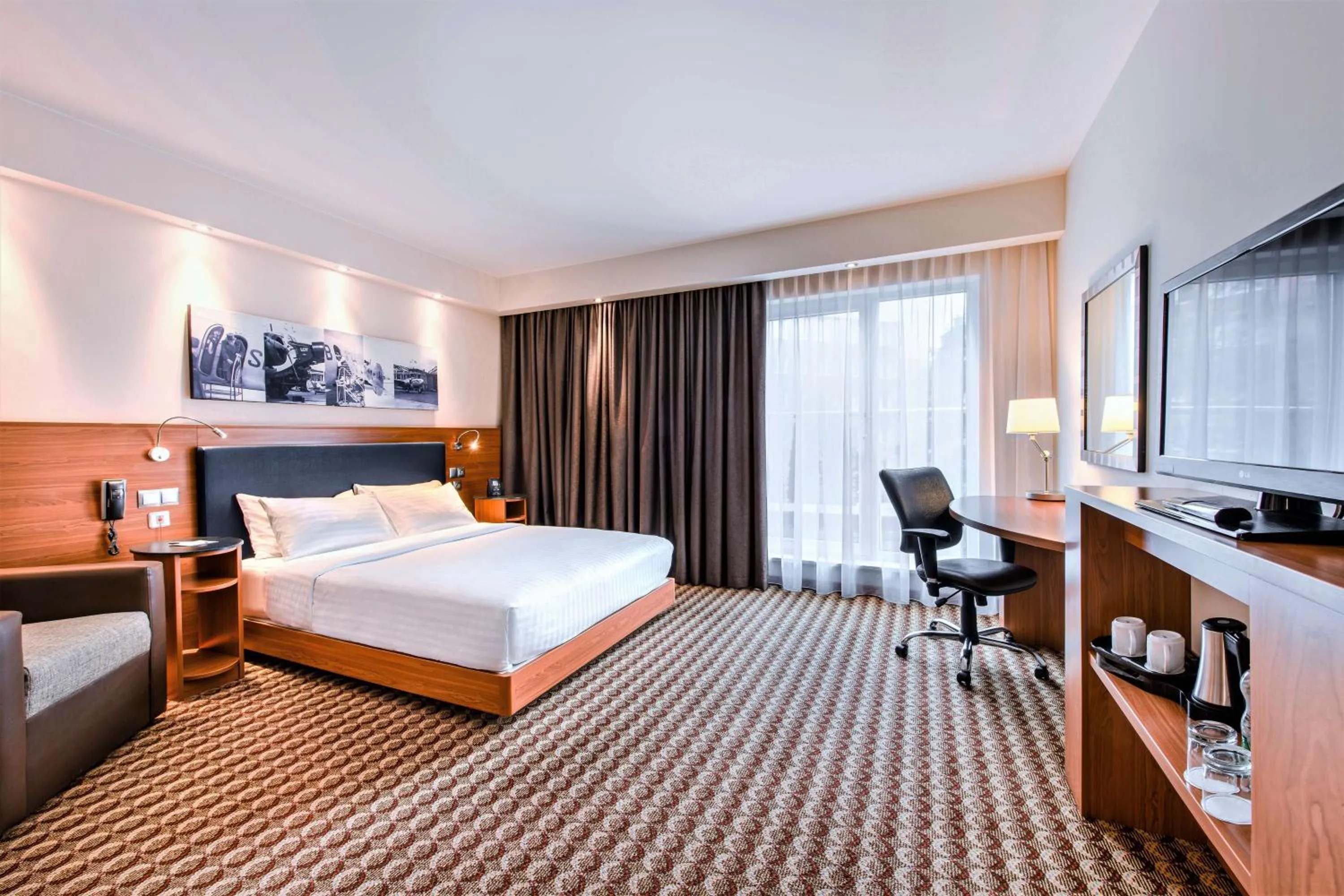 Bedroom, Bed in Hampton by Hilton Warsaw Airport