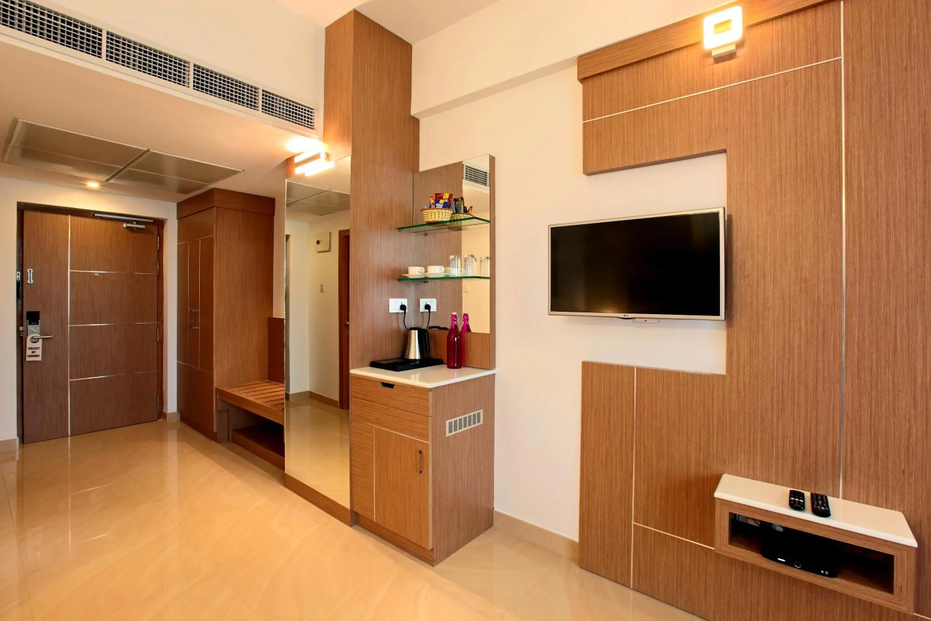 Area and facilities in Tribute Royale