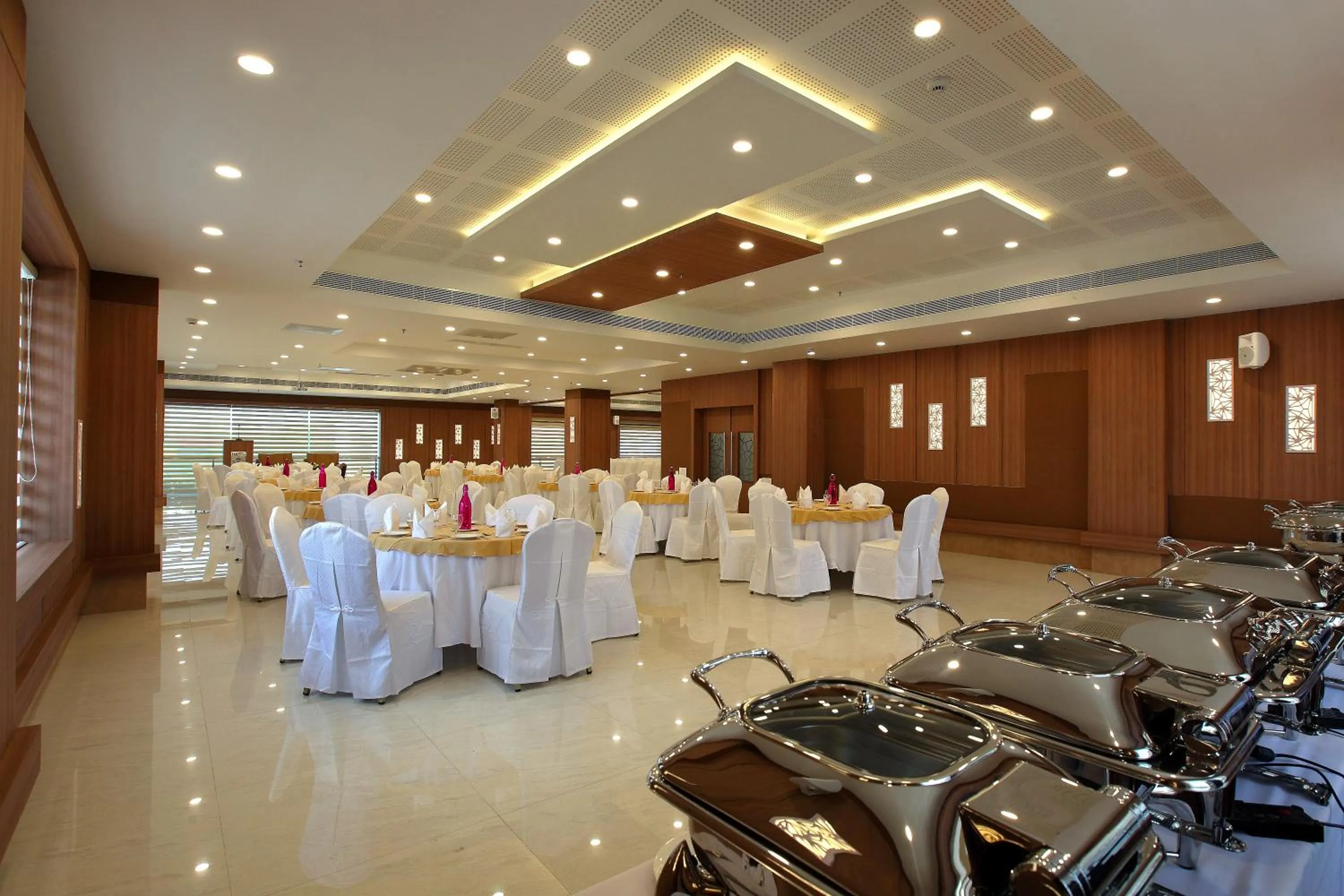Banquet/Function facilities in Tribute Royale