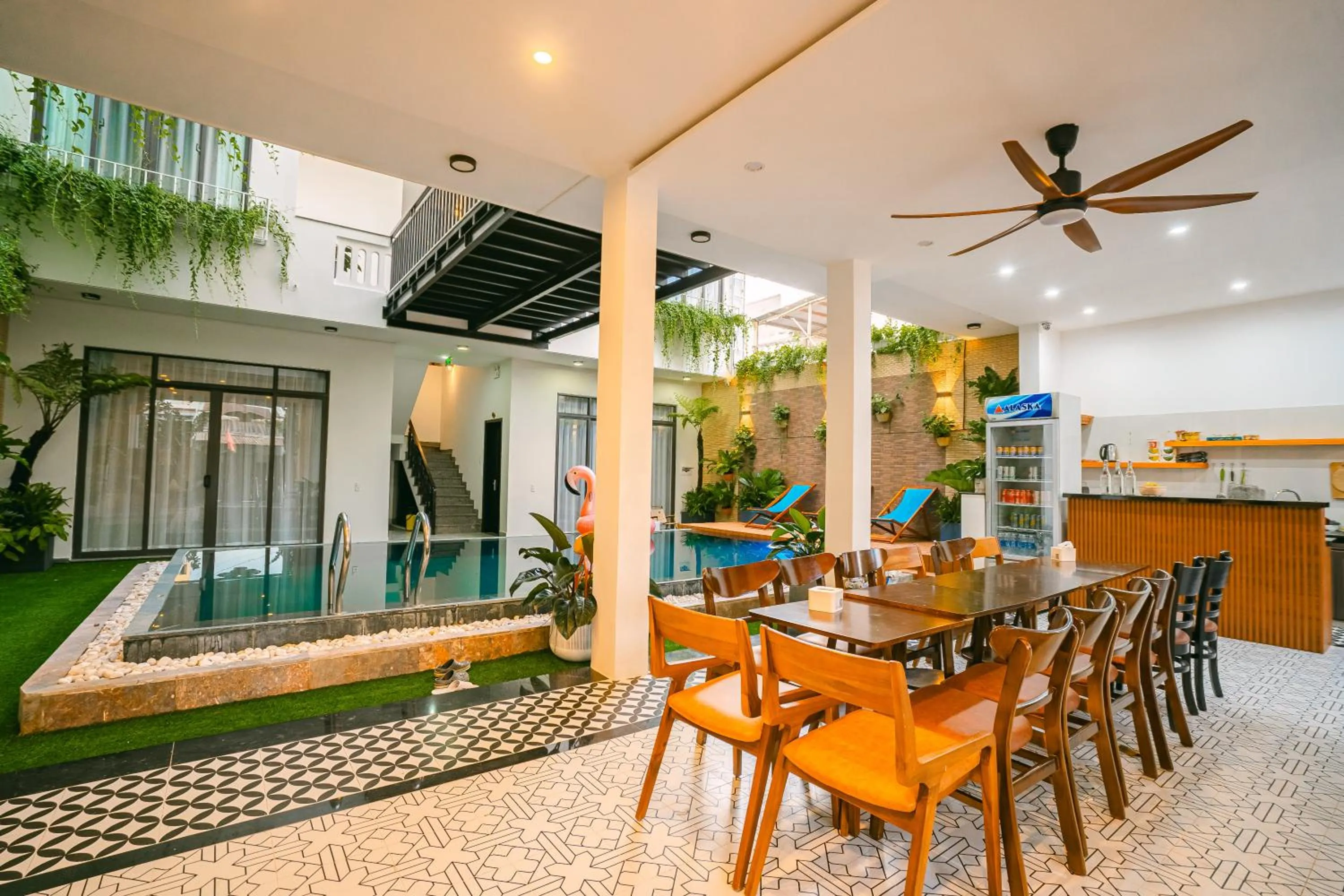 Restaurant/places to eat in Beach Palm Villa Hoi An