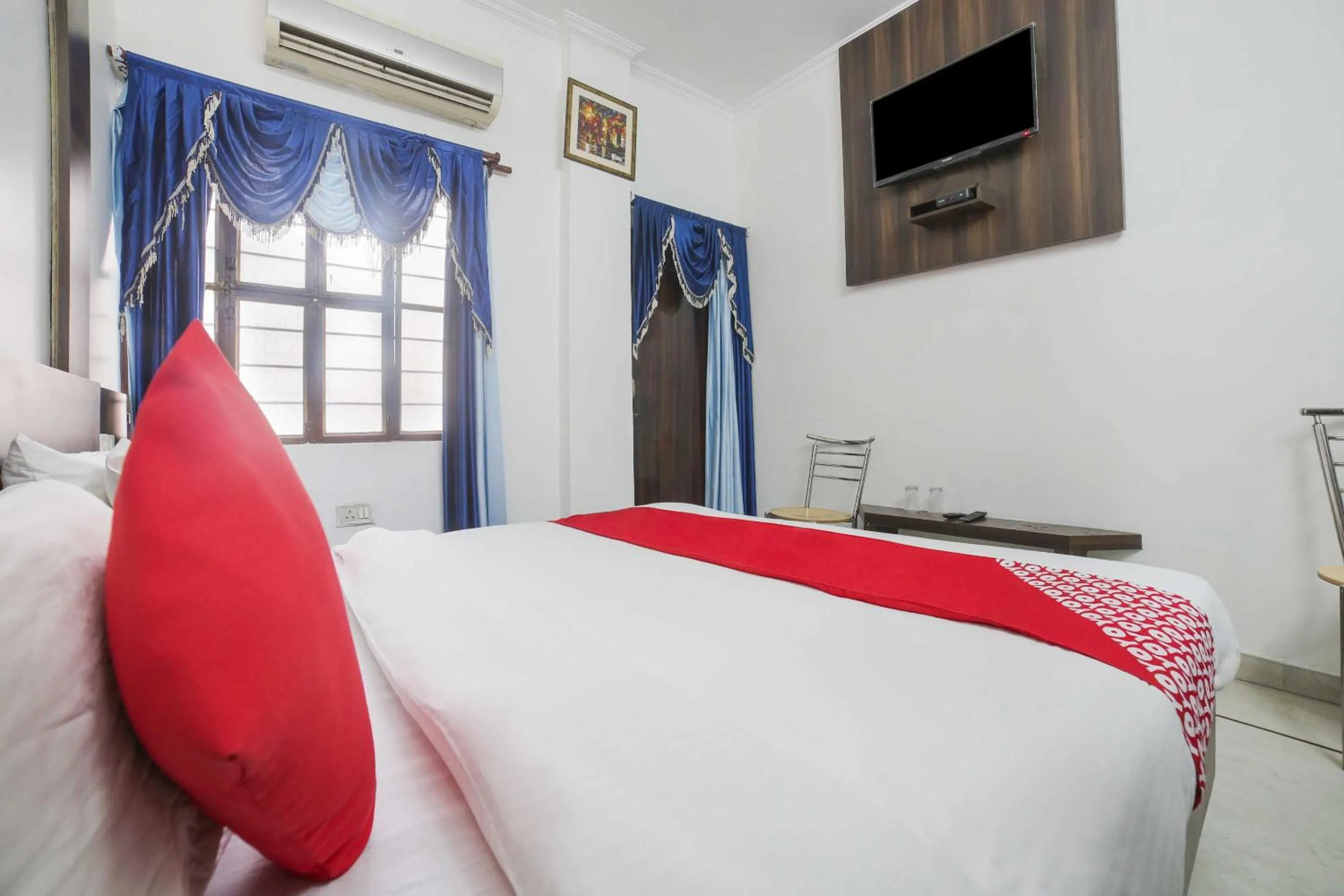 Bedroom, Bed in Hotel O Ridhi Sidhi Regency