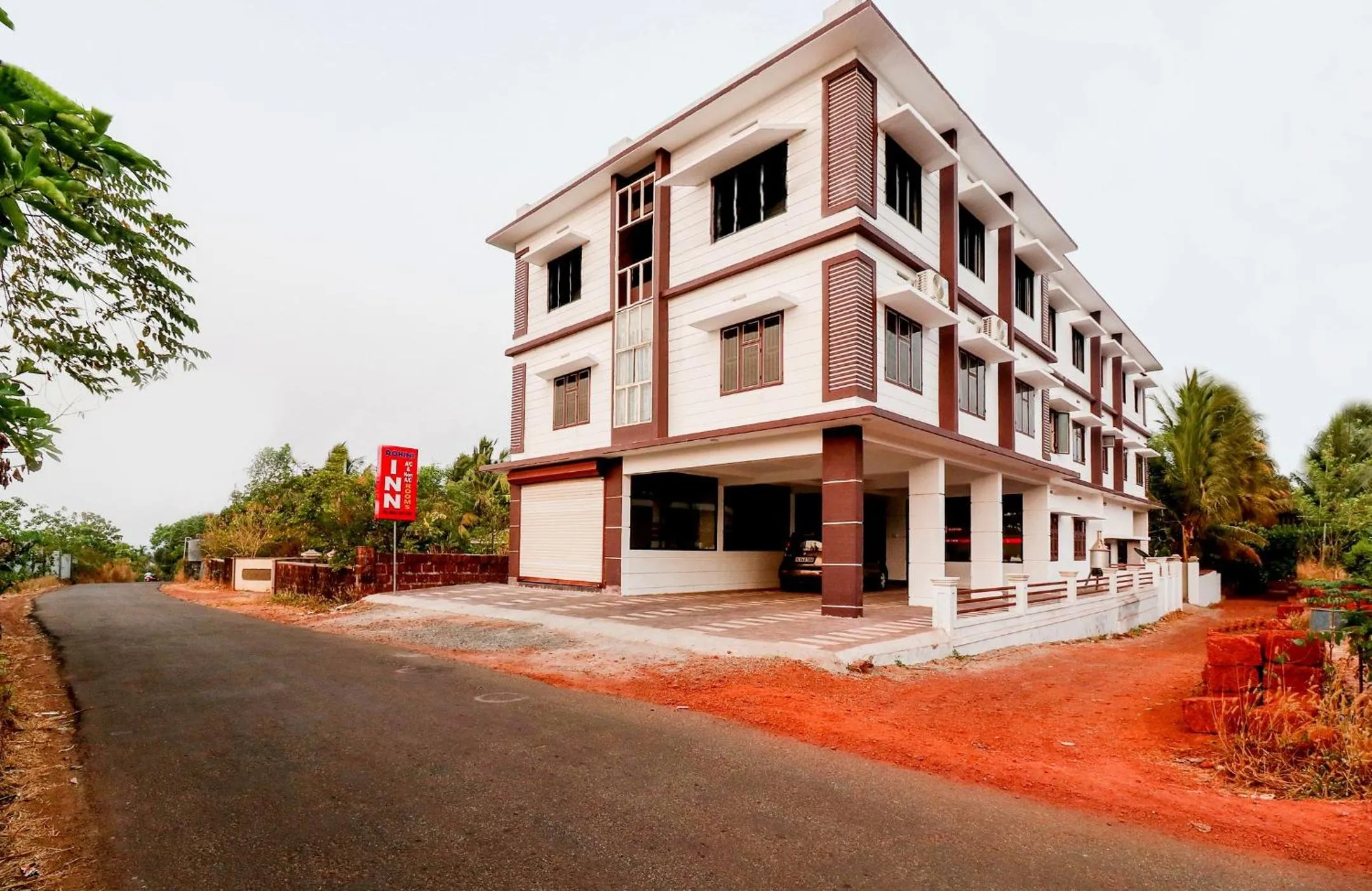Facade/entrance in SPOT ON Rohini Inn Kadampuzha