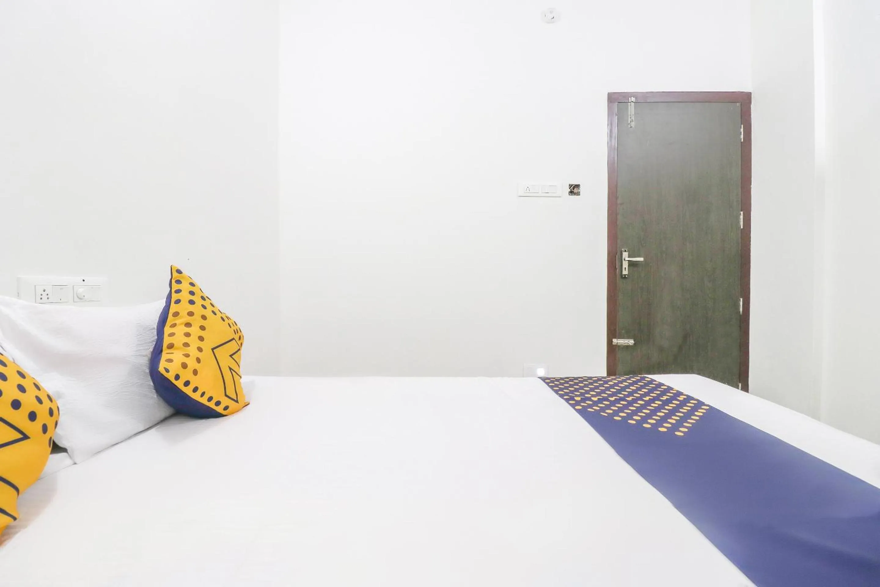 Bedroom, Bed in SPOT ON Rohini Inn Kadampuzha