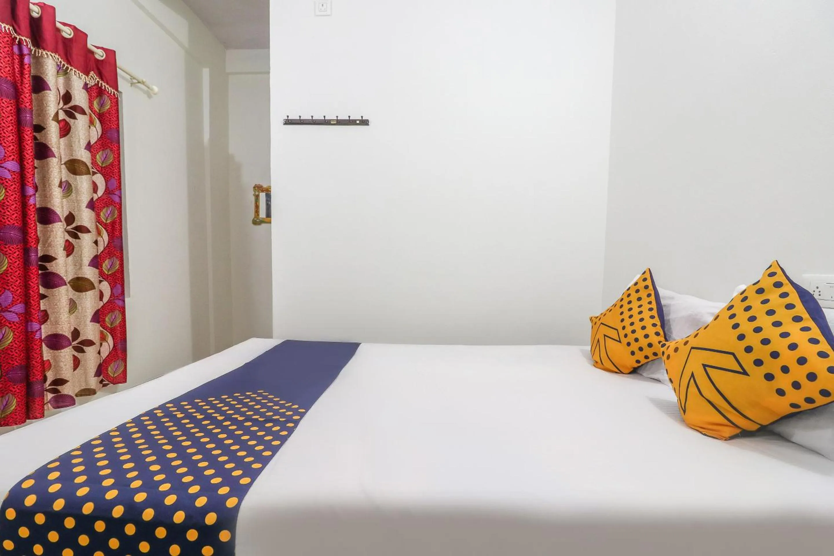 Bedroom, Bed in SPOT ON Rohini Inn Kadampuzha