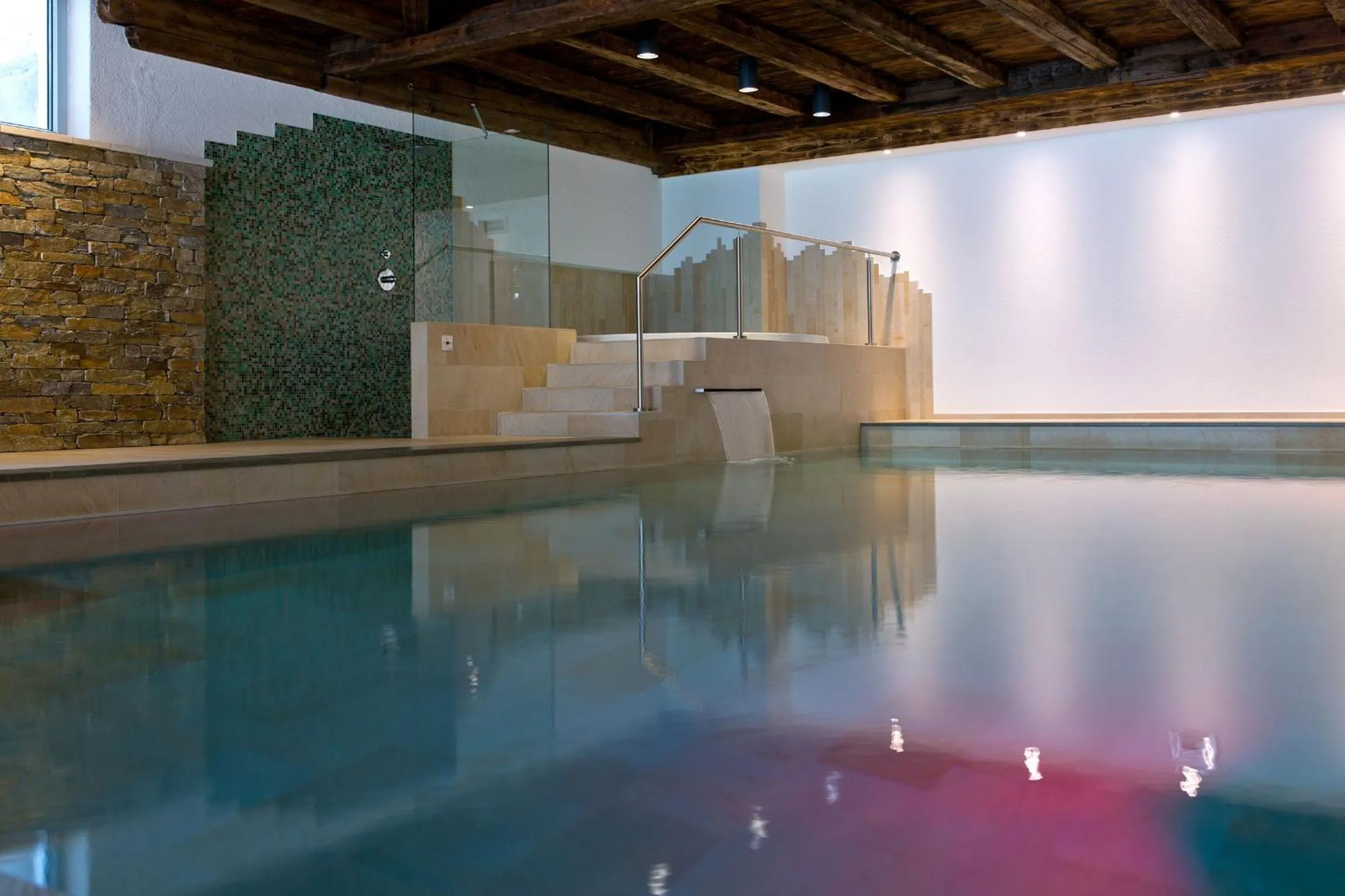 Swimming pool in Hotel Waldruhe