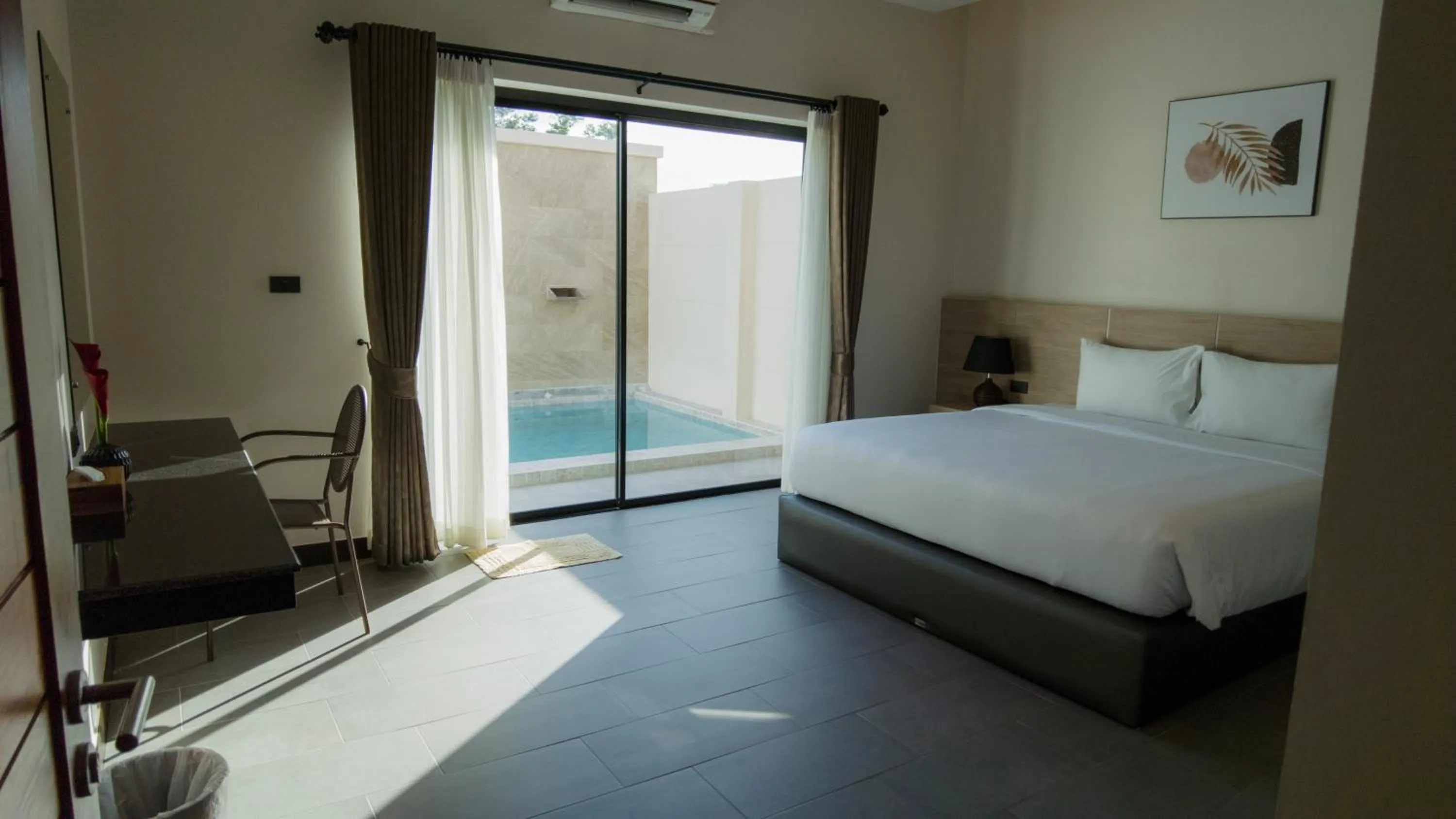 Bed in Toledo Pool Villa