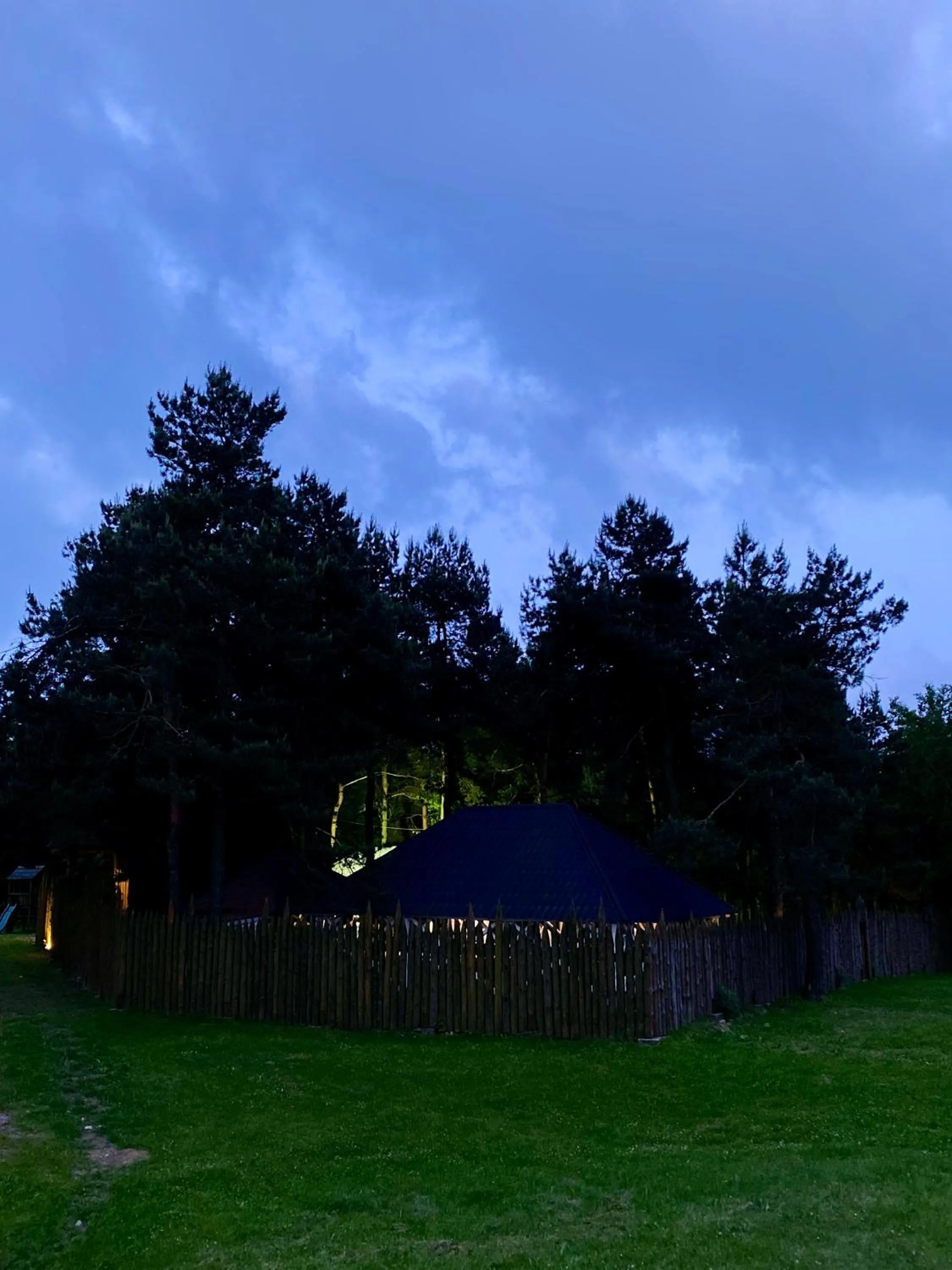 Pensjonat "Jodłowy Dwór"