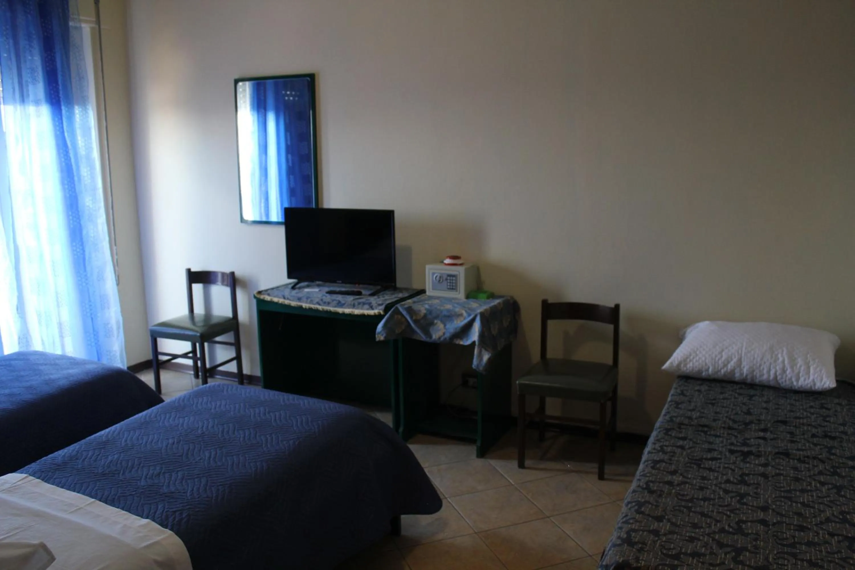 Photo of the whole room, Bed in Hotel 106