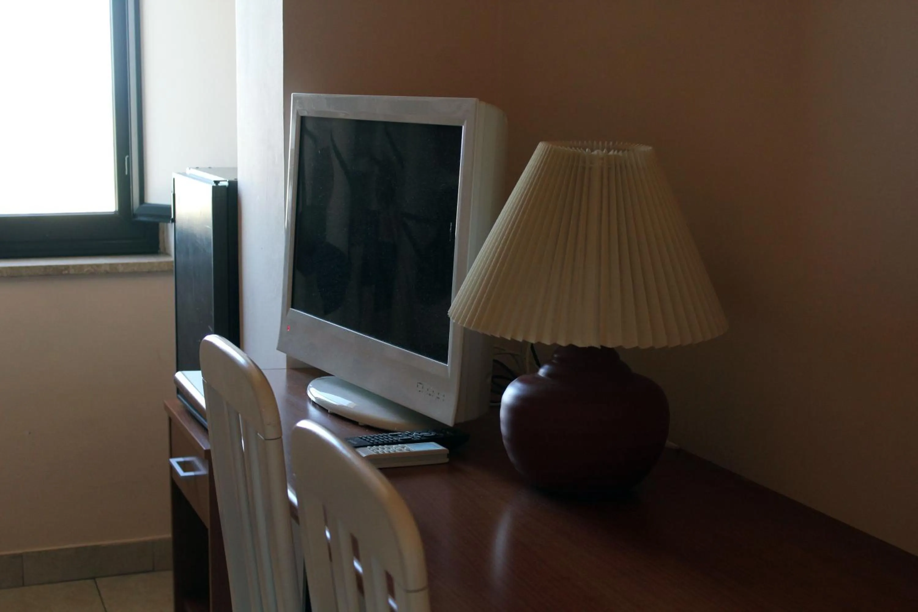 TV and multimedia in Hotel 106