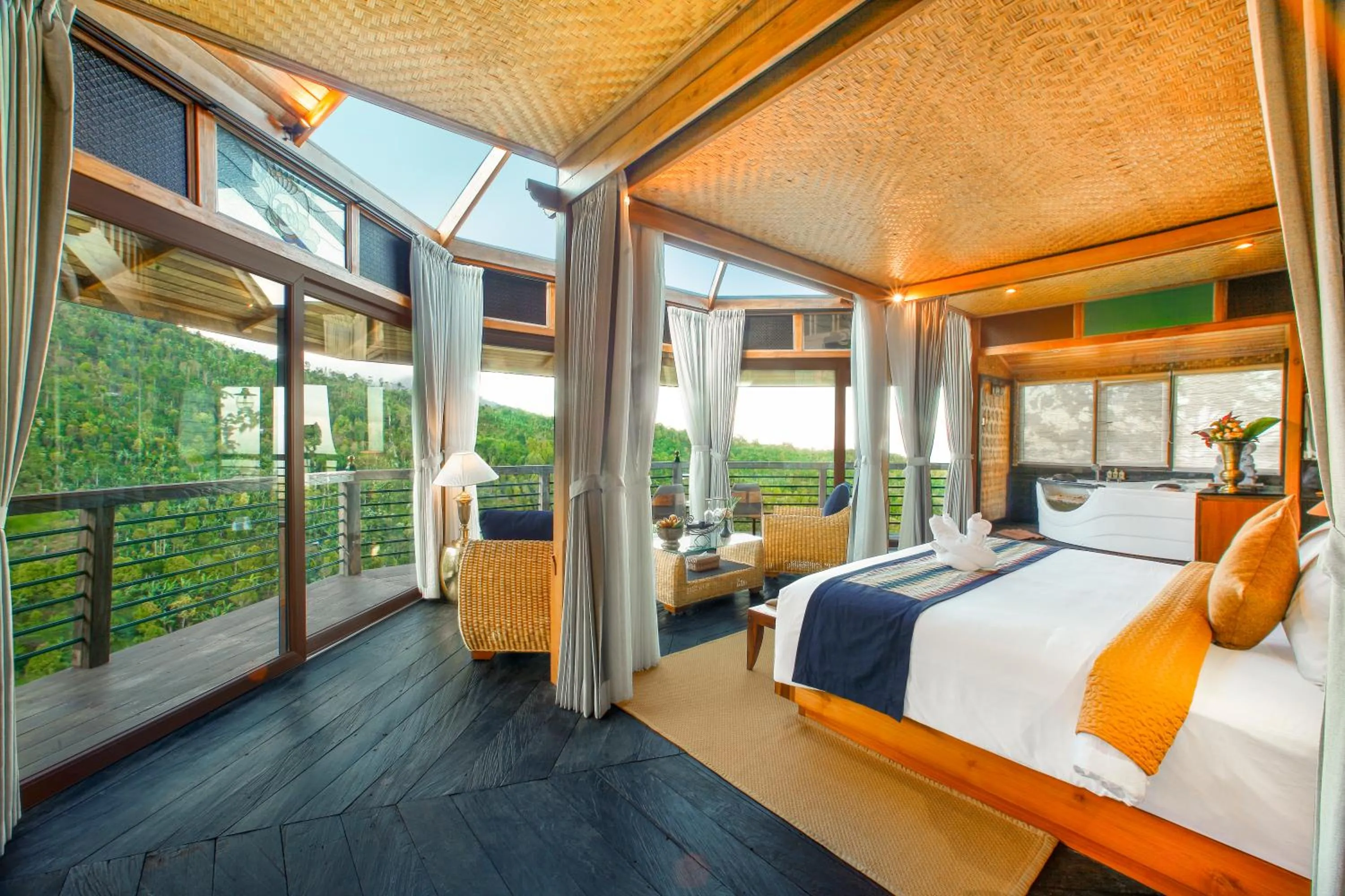 Bed in Munduk Heaven Luxury Villas