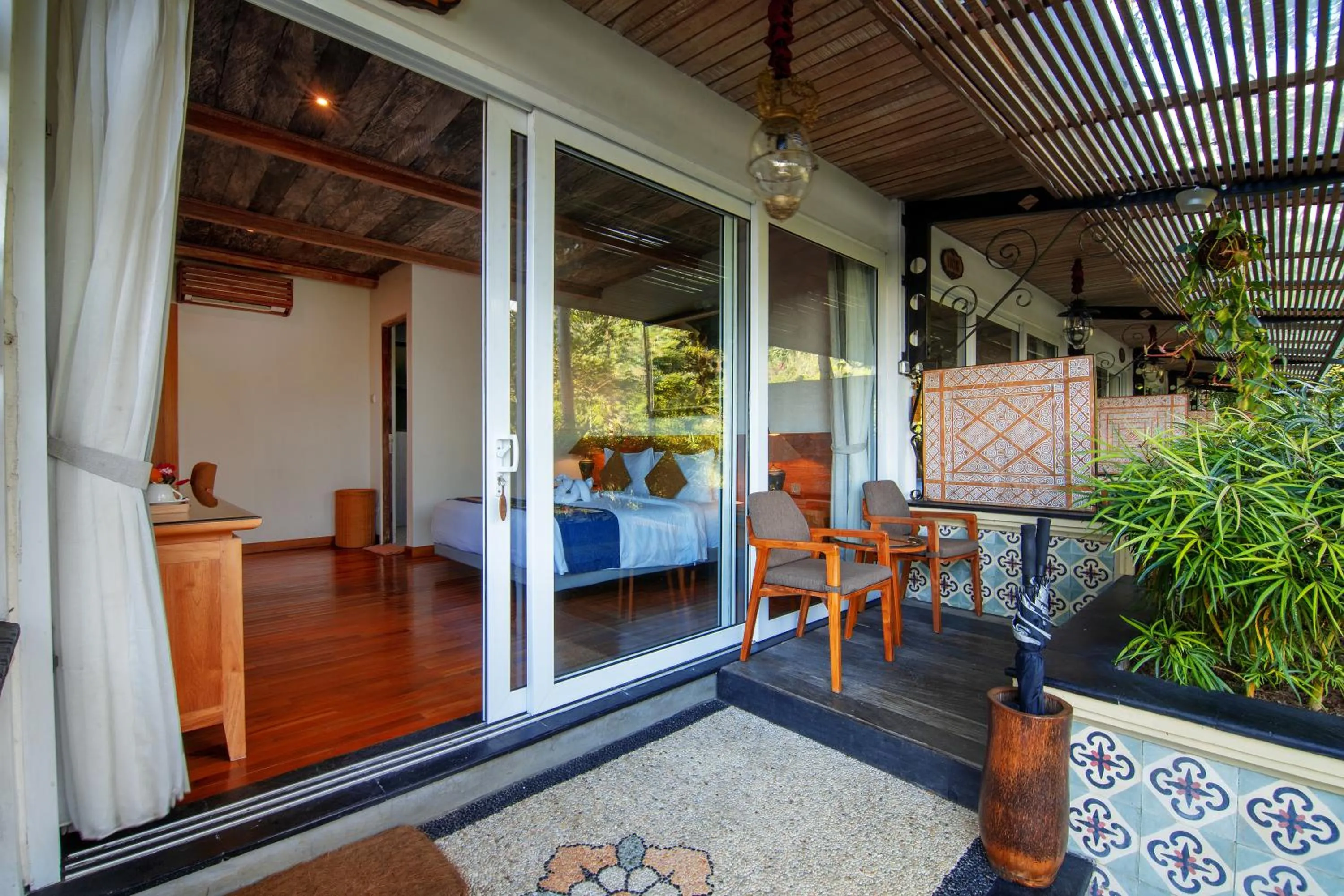 Balcony/Terrace in Munduk Heaven Luxury Villas