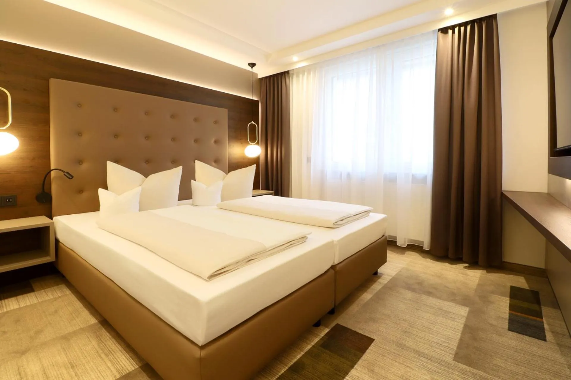 Bed in Hotel Goldene Rose