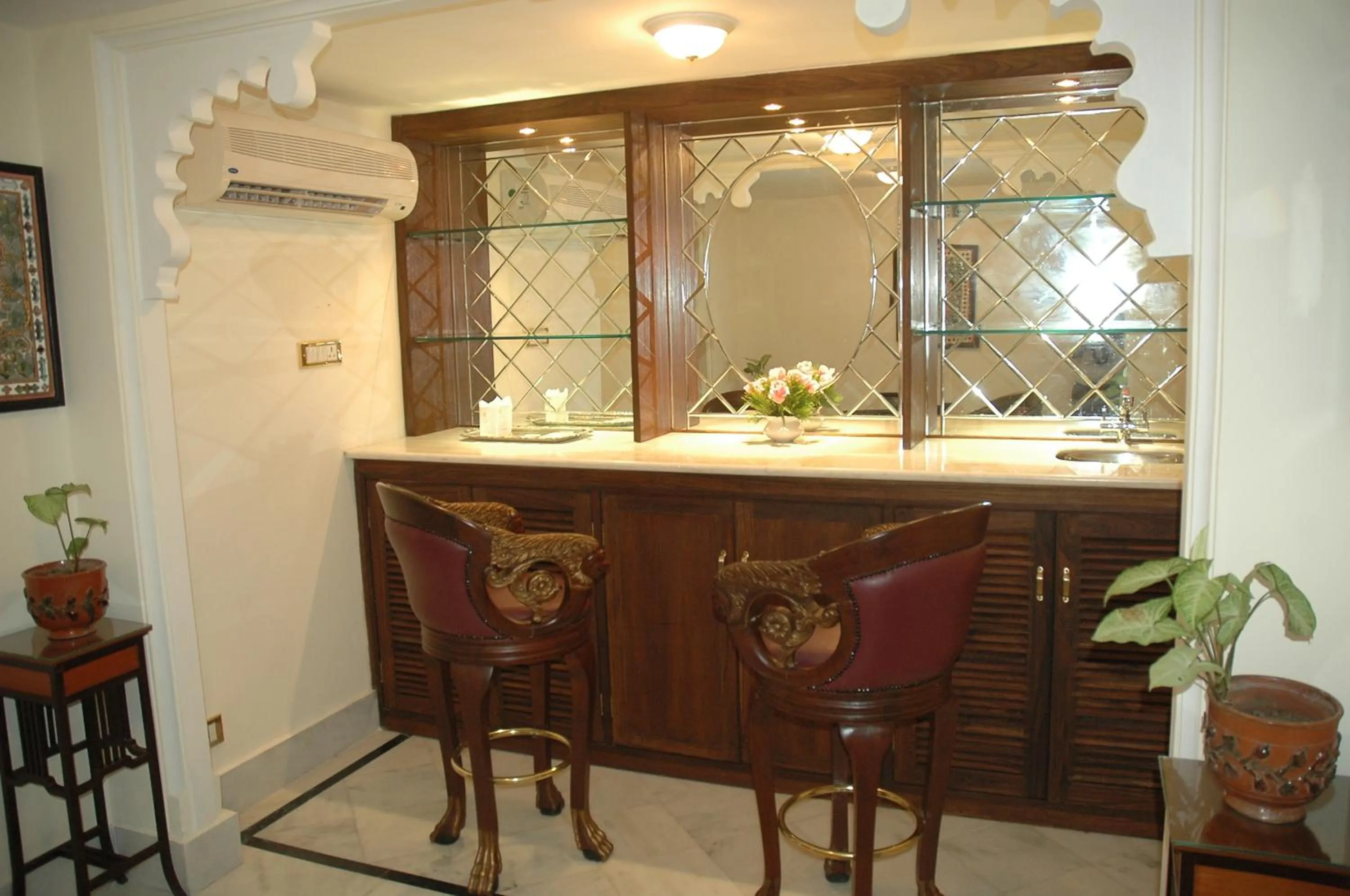 Drinks in Shiv Niwas Palace by HRH Group of Hotels