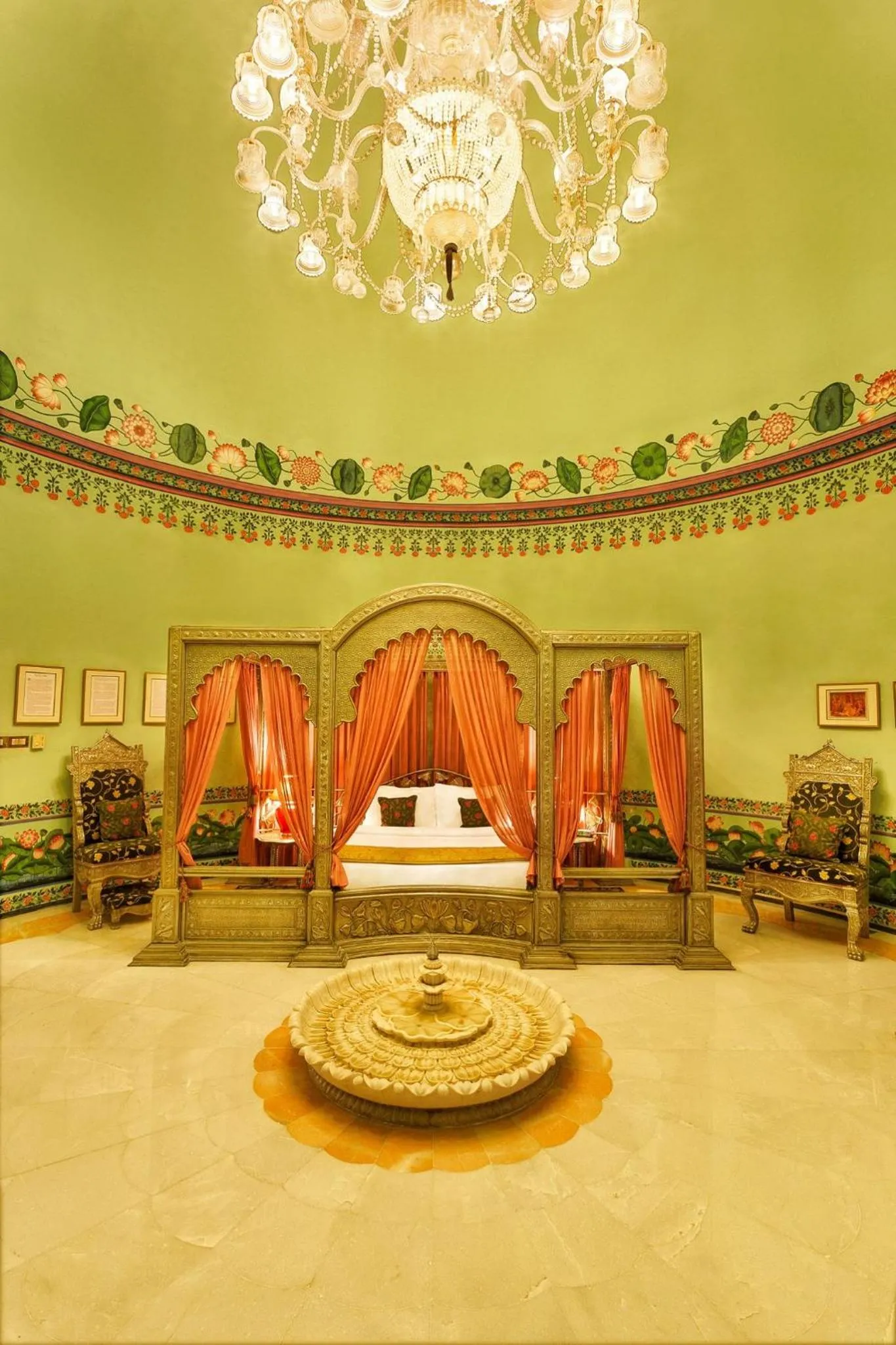 Living room in Shiv Niwas Palace by HRH Group of Hotels