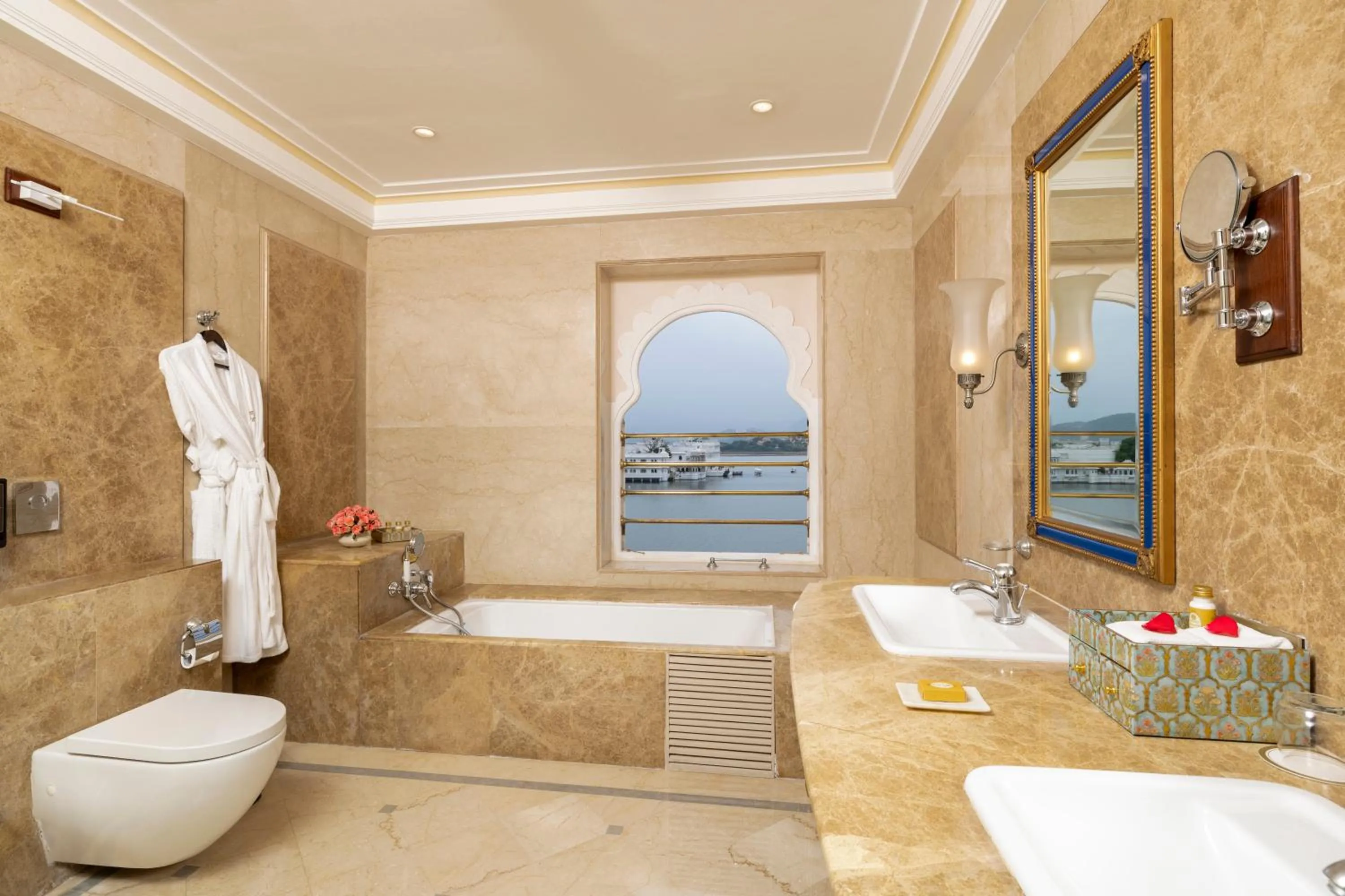 Bathroom in Taj Fateh Prakash Palace Udaipur