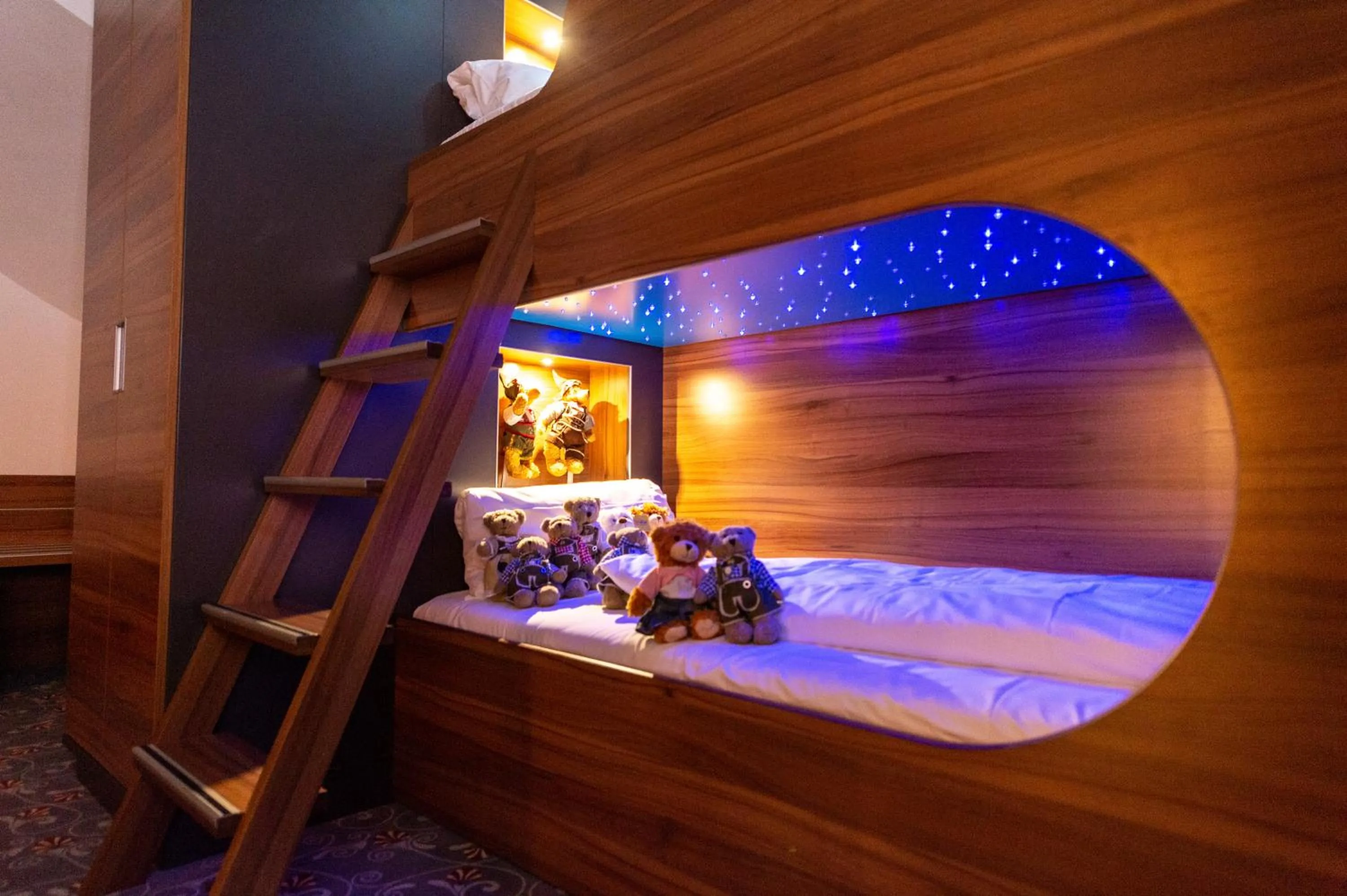 Bed in Prinzhotel Rothenburg